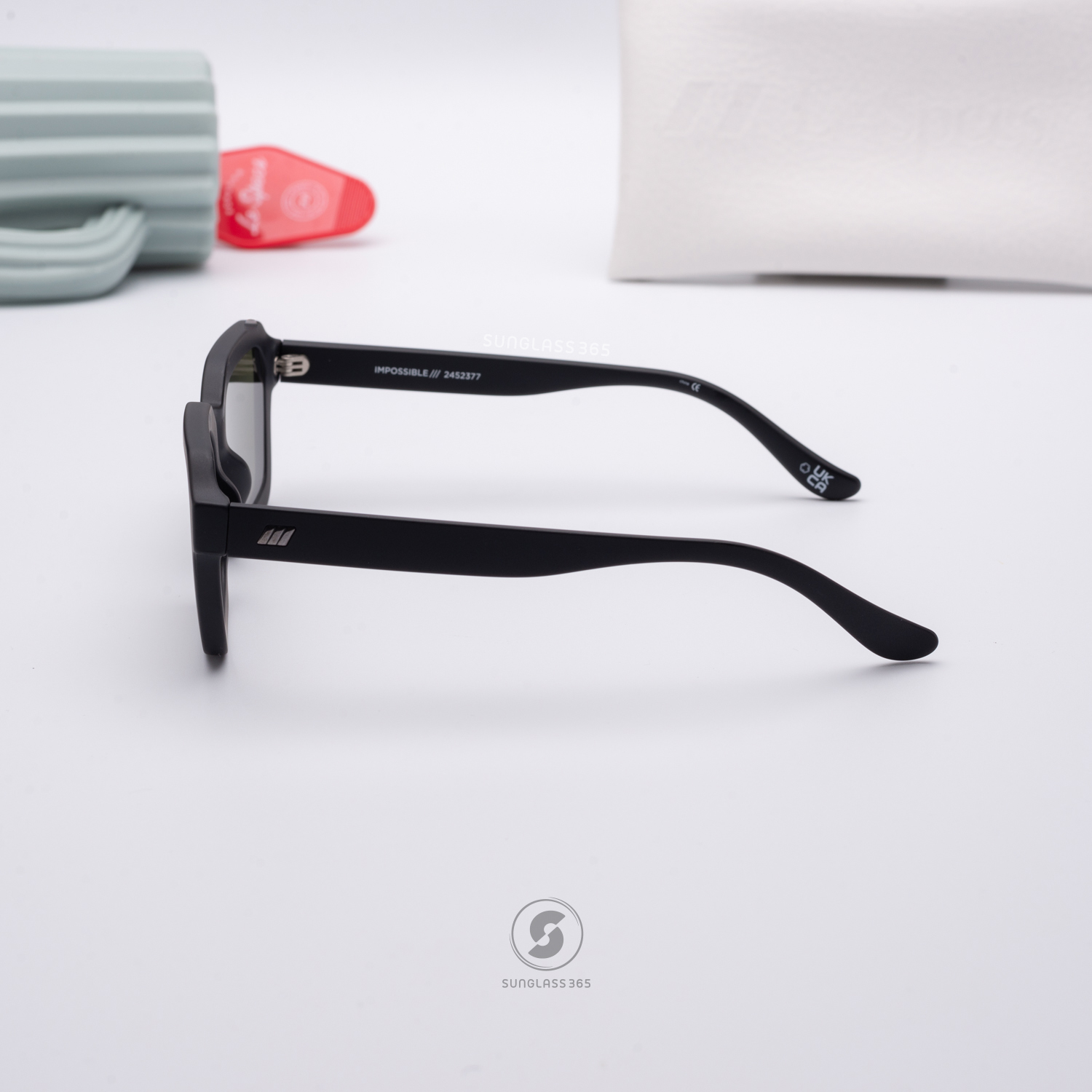 แว่นกันแดด Le Specs LSP2452377 IMPOSSIBLE Matte Black