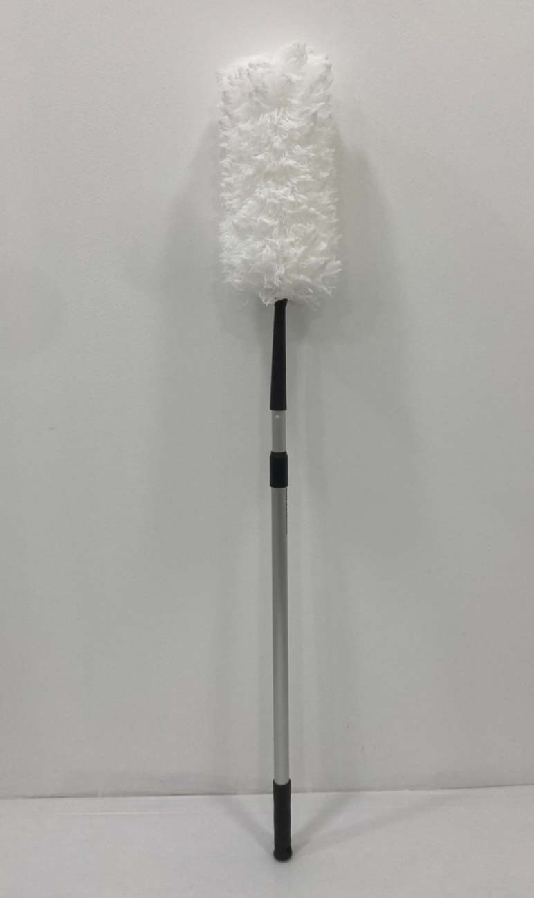 ไม้กวาดขนไก่สีขาว