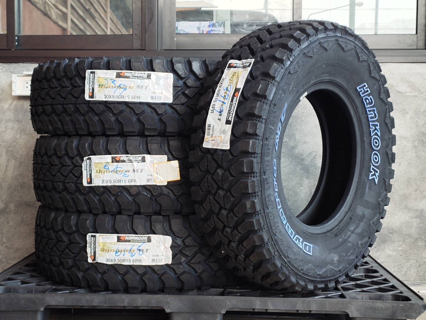 HANKOOK DYNAPRO MT 30X9.5R15ต้องการส่วนลดราคาพิเศษ กรุณาสอบถาม