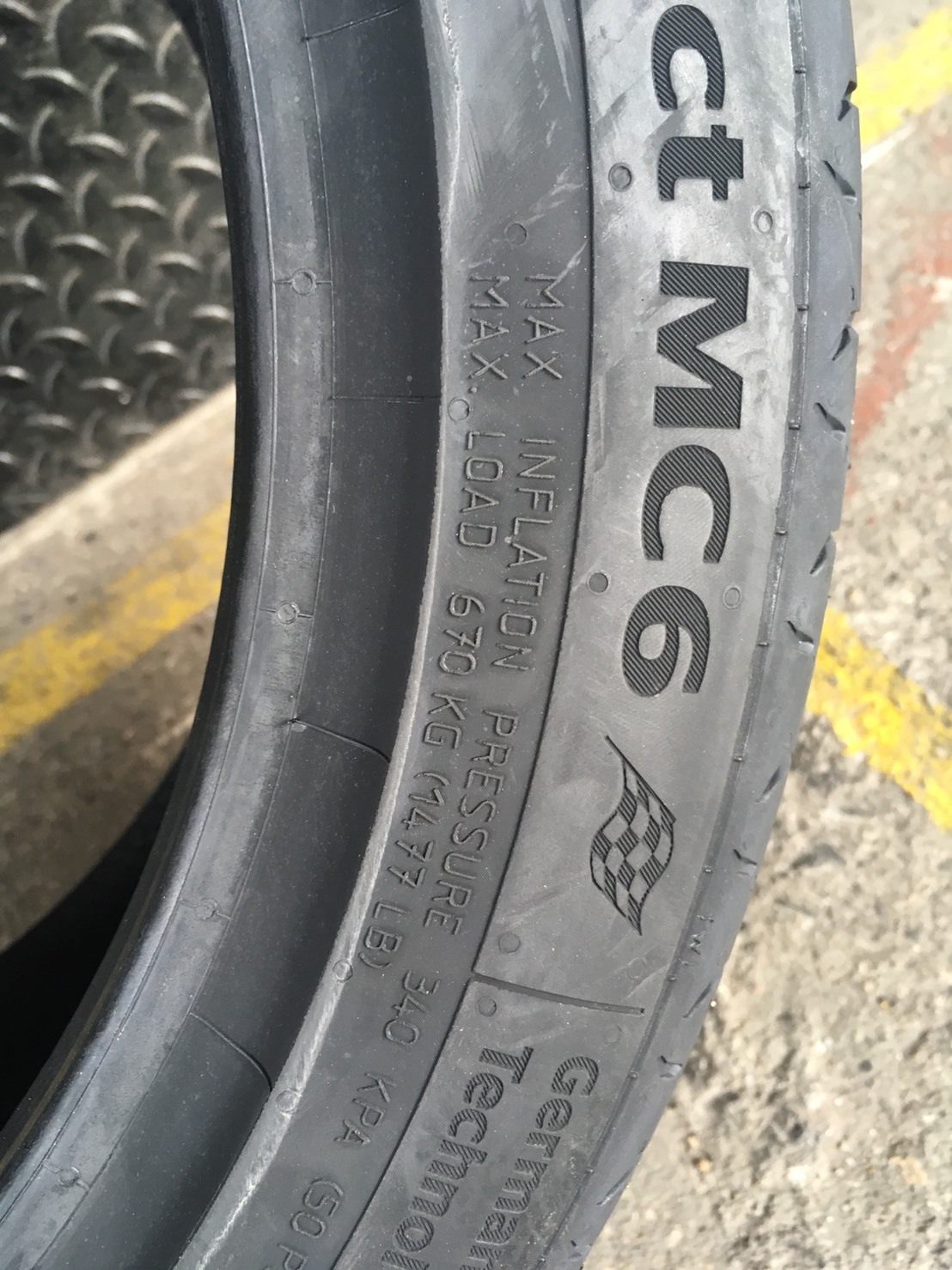 CONTINENTAL CONTACT MC6 225-45-17 ปี18 ราคาถูกลง