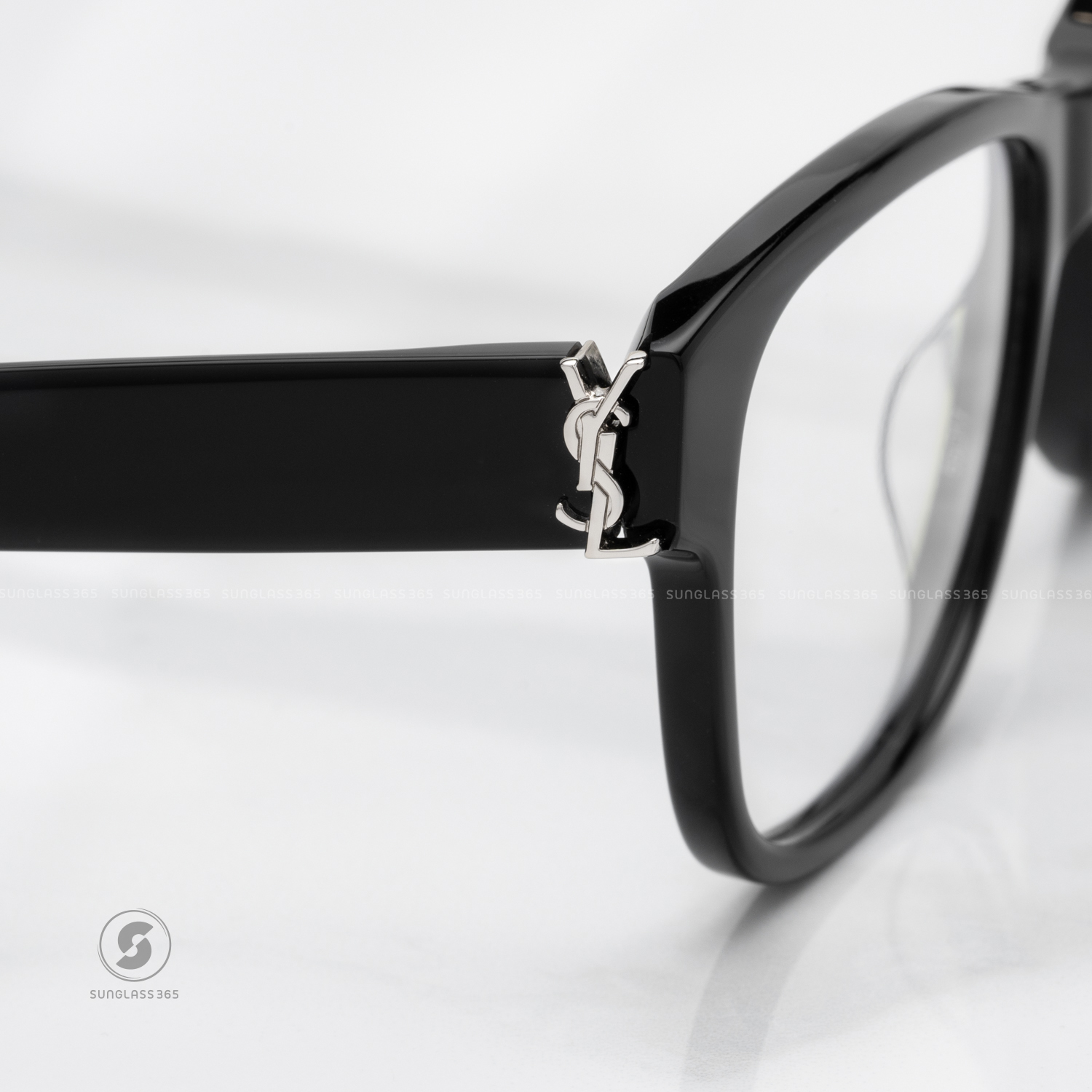 แว่นสายตา YVES SAINT LAURENT SL132 OPT 004