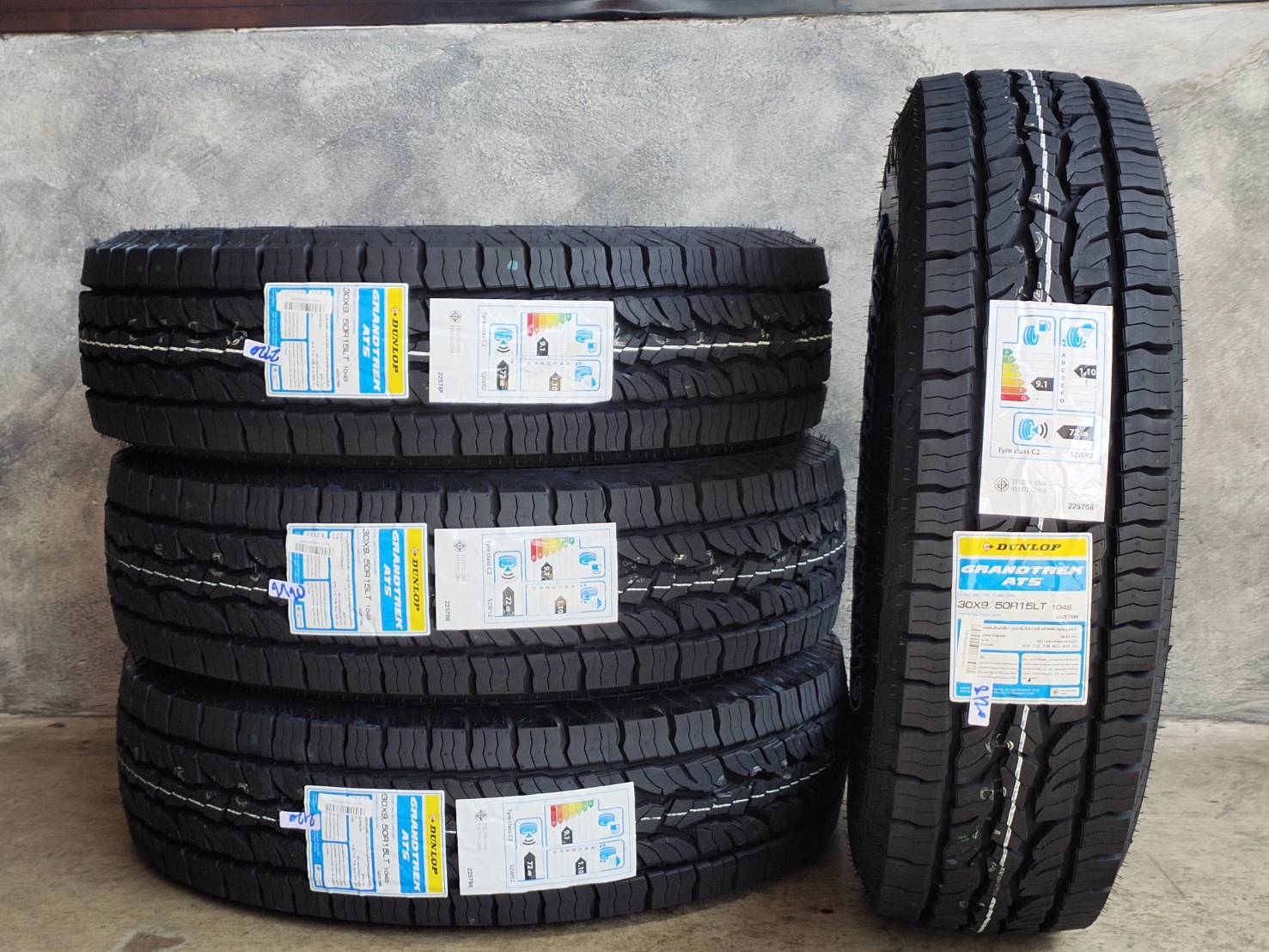 DUNLOP GRANDTREK AT5 30X9.5R15LT 104S