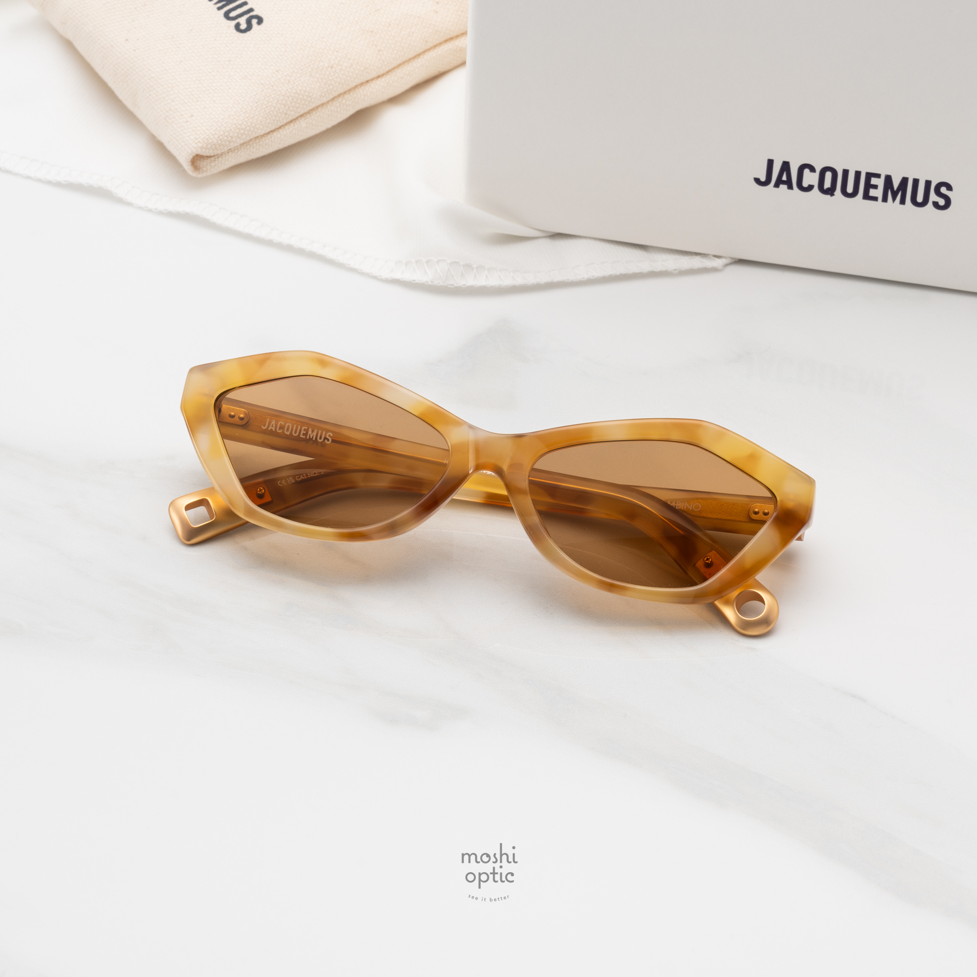 แว่นกันแดด JACQUEMUS BAMBINO JAC42 C8