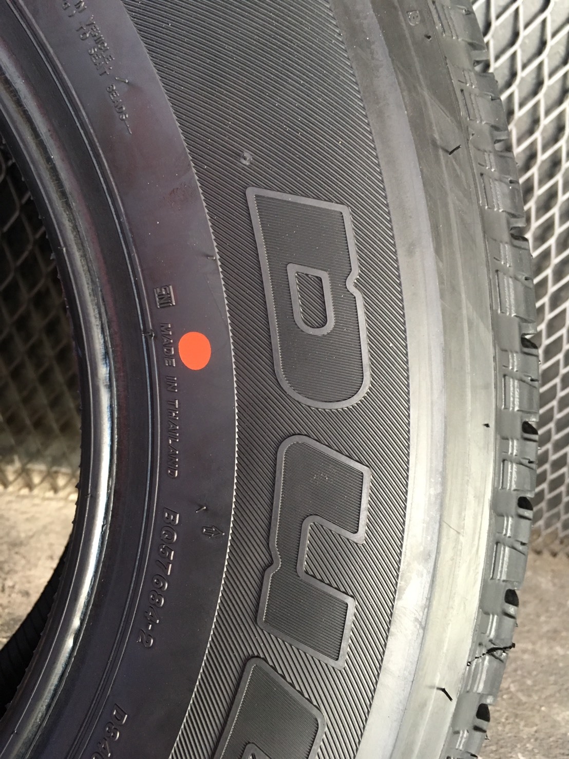 ยางใหม่ ปี19 BRIDGESTONE HT840 245/70-16 ราคาถูก