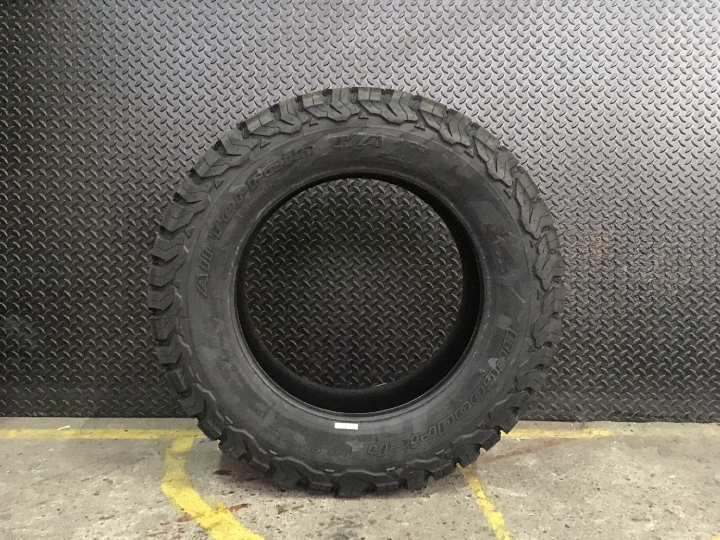 BFGOODRICH AT-KO2 265-60-18 ยางใหม่ราคาใหม่