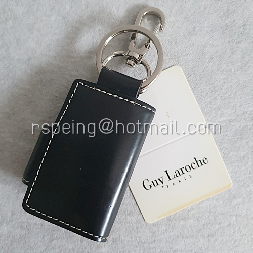 พวงกุญแจกระเป๋าหนัง Guy Laroche (ของแท้ พร้อมกล่อง)