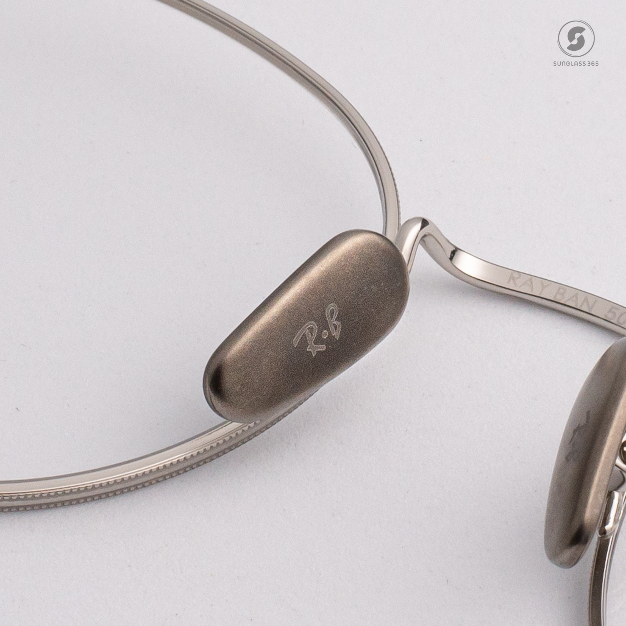 Ray-Ban RX8247V Round Titanium 1224 Silver