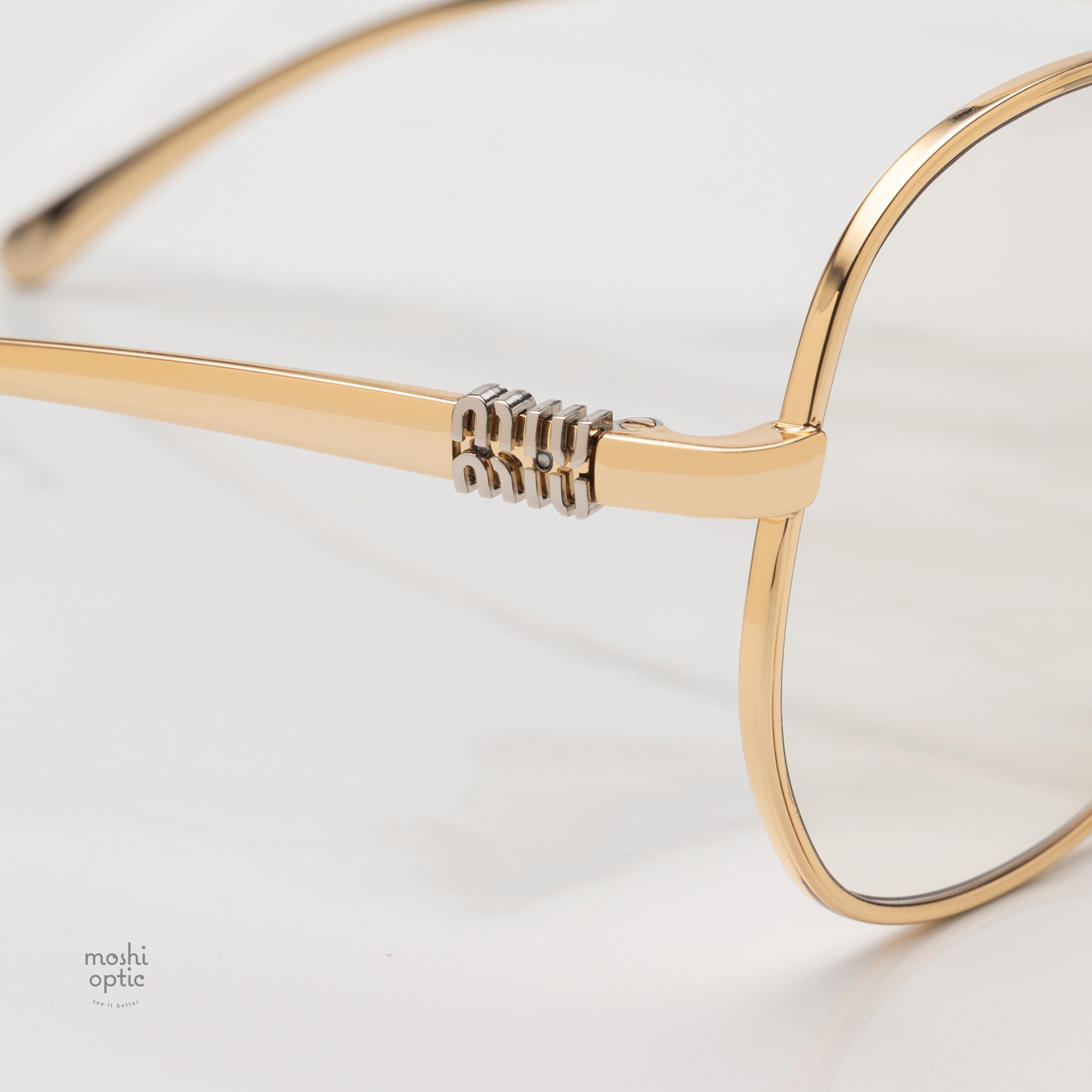 แว่นกันแดด Miu Miu MUA56S 5AK08N