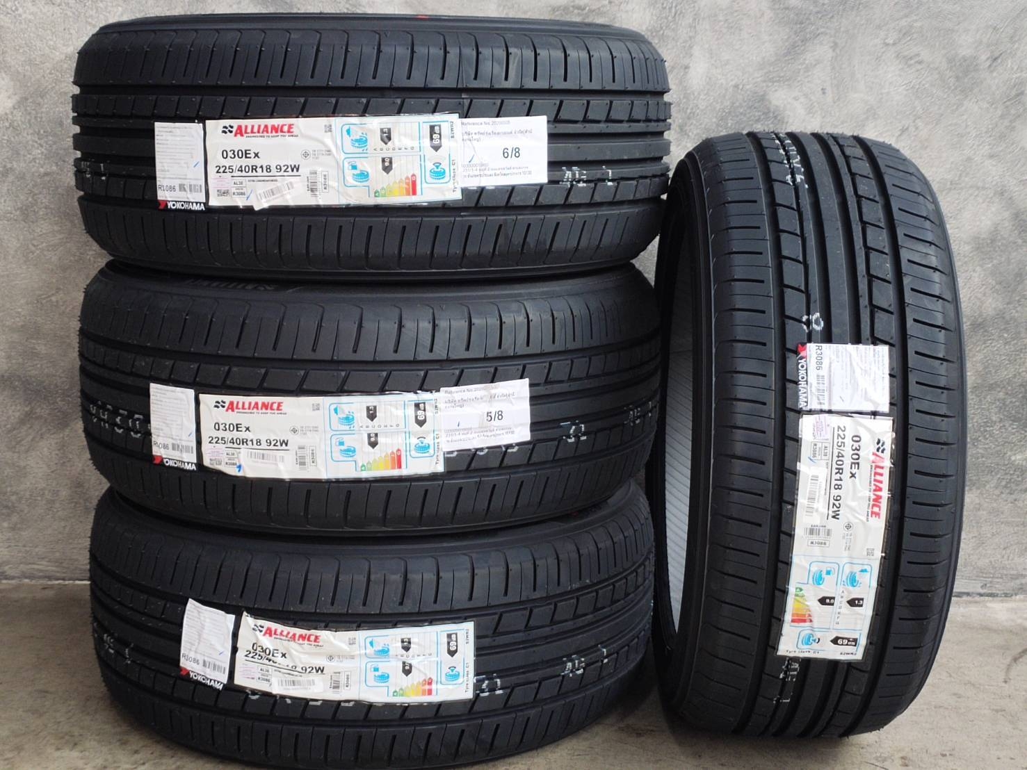 YOKOHAMA ALLIANCE 030EX 225/40R18