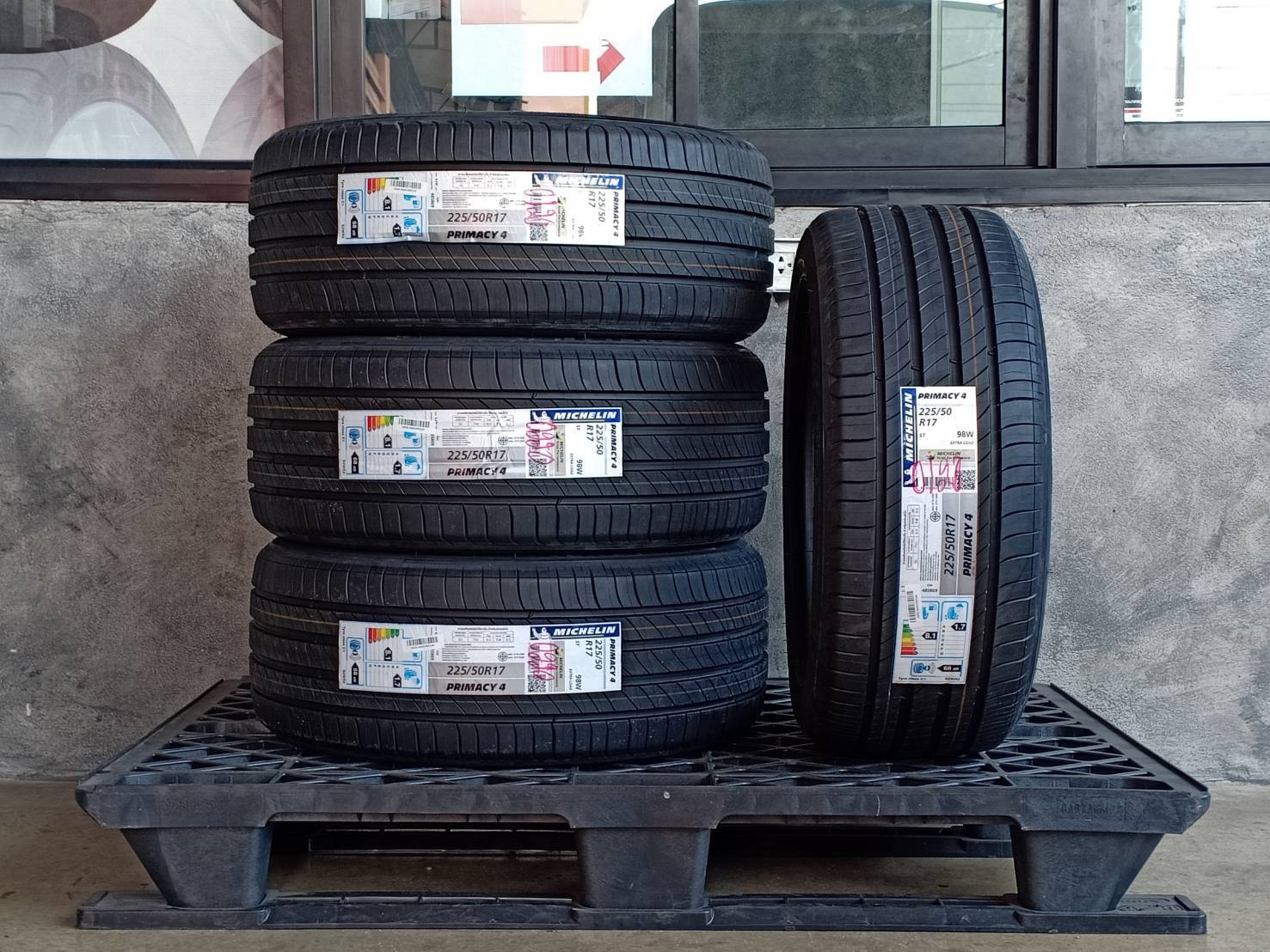MICHELIN 225/50R17 PRIMACY 4ST 98W MADE IN THAILAND