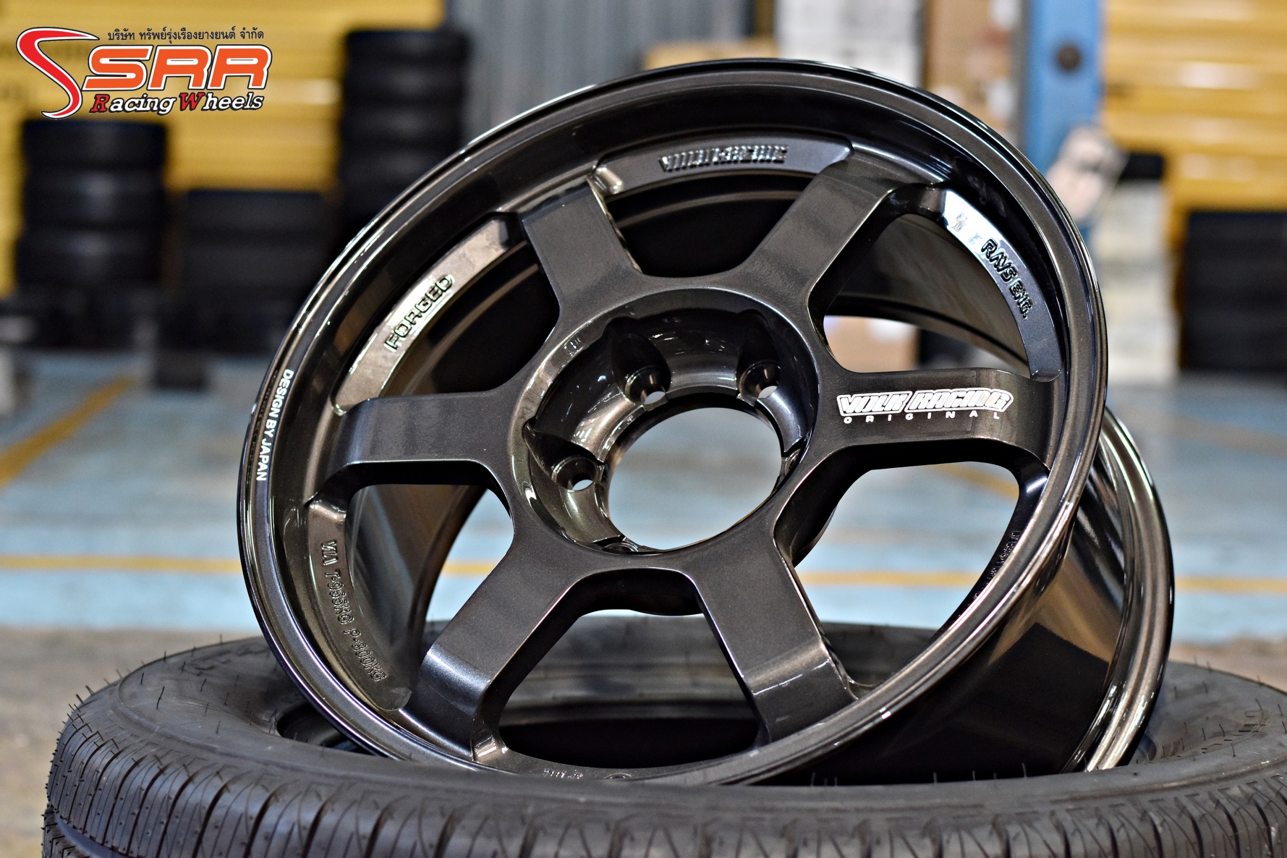 TE37 SUV ขอบ18 พร้อมยาง NITTO 421A