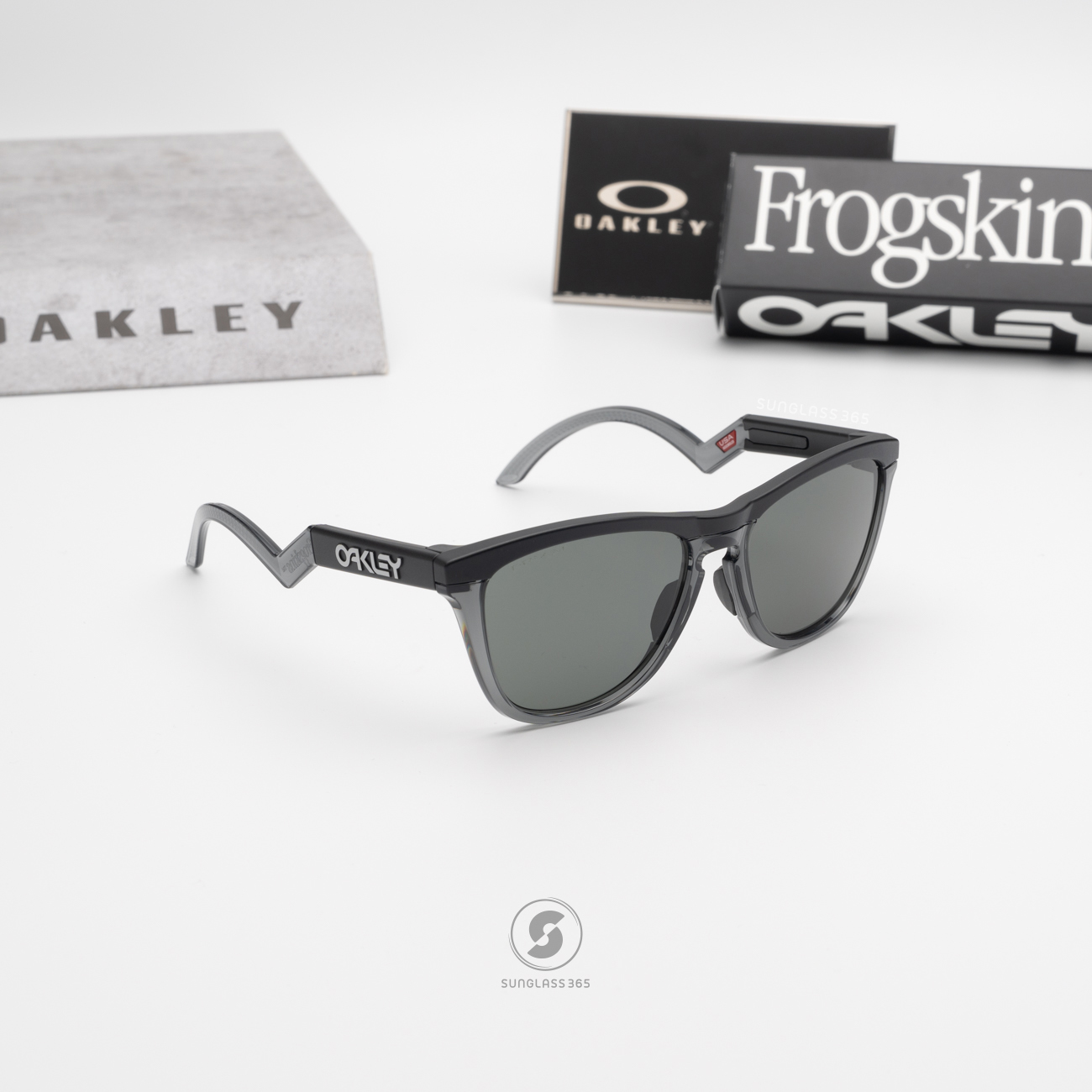 OAKLEY Frogskins Hybrid OO9289-07 Matte Black Prizm Grey