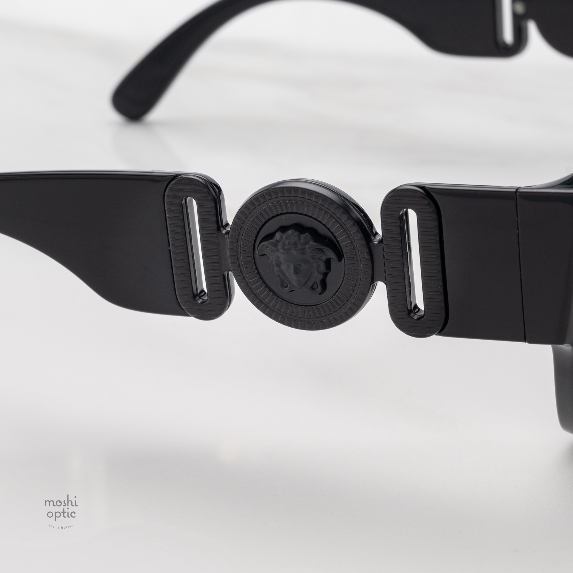 แว่นกันแดด Versace VE4479U 5360 87