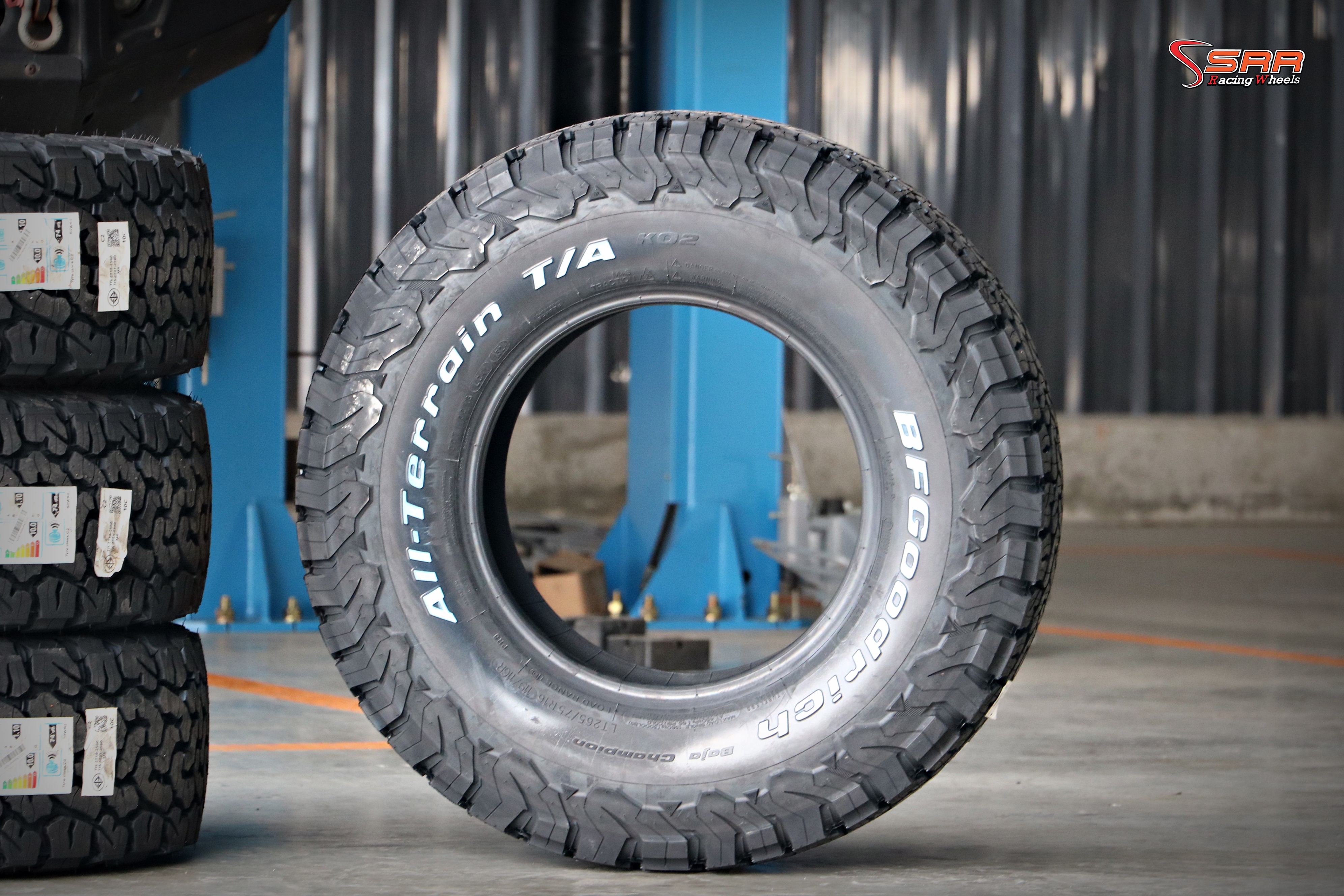 BFGOODRICH ALL TERRAIN T/A KO2 ขนาด265/75R16 ปี2024