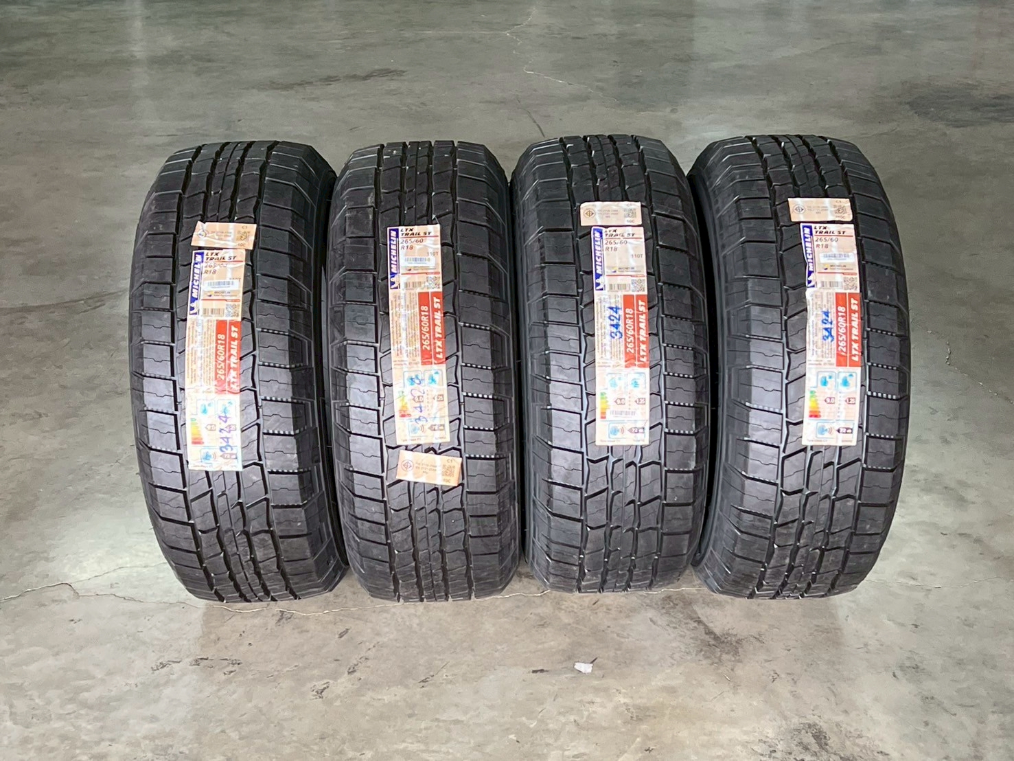 ยางใหม่ตกปี MICHELIN ขนาด 265/60R18 ลดราคาพิเศษ
