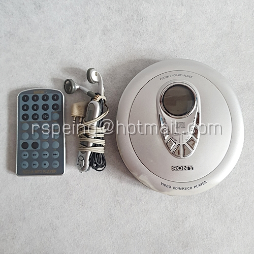 เครื่องเล่น วีซีดี-เอ็มพี 3 โซนี่ แบบพกพา Sony Portable VCD-MP3 Player พร้อมหูฟังและรีโมท