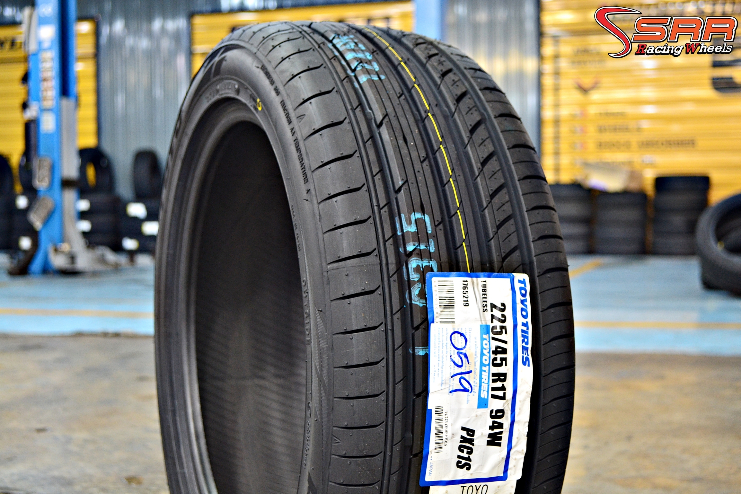 TOYO C1S 225-45-17 ปี19