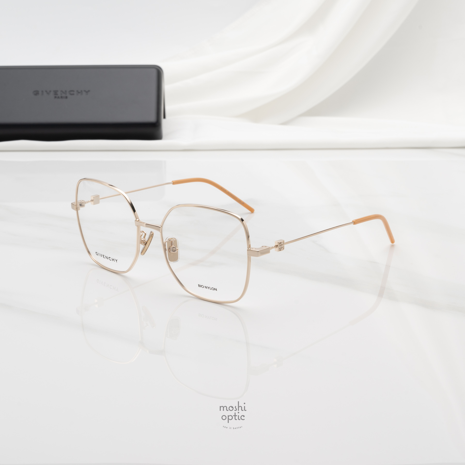 แว่นสายตา Givenchy GV50067U 032