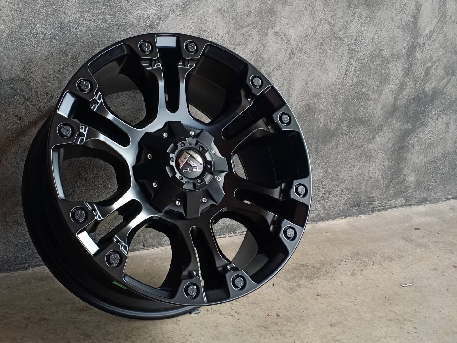 FUEL-VAPOR 20X9 6X135/6X139.7 +20 106.1 MATTE BLACK
