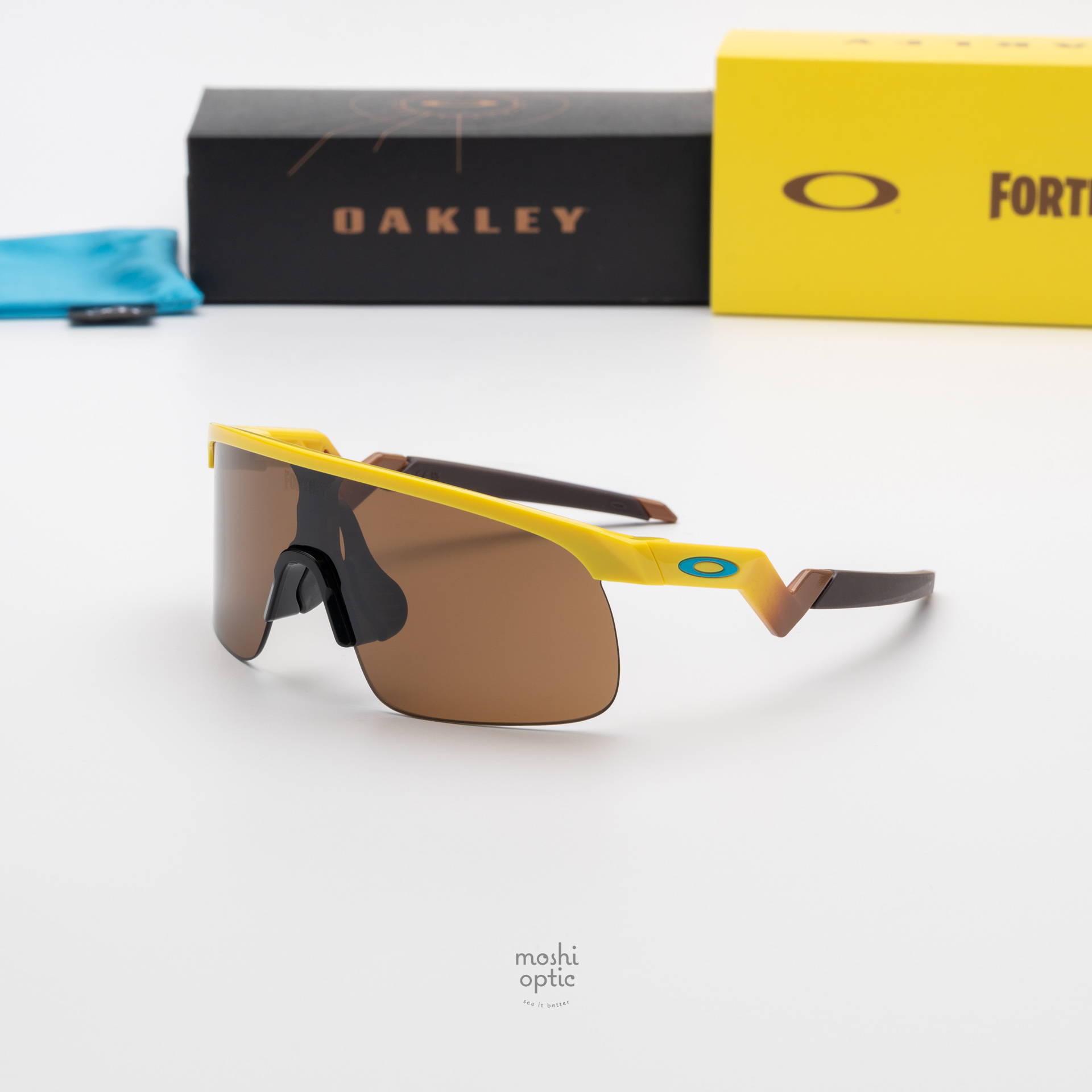 Oakley Resistor OJ9010-28 Yellow Prizm Tungsten