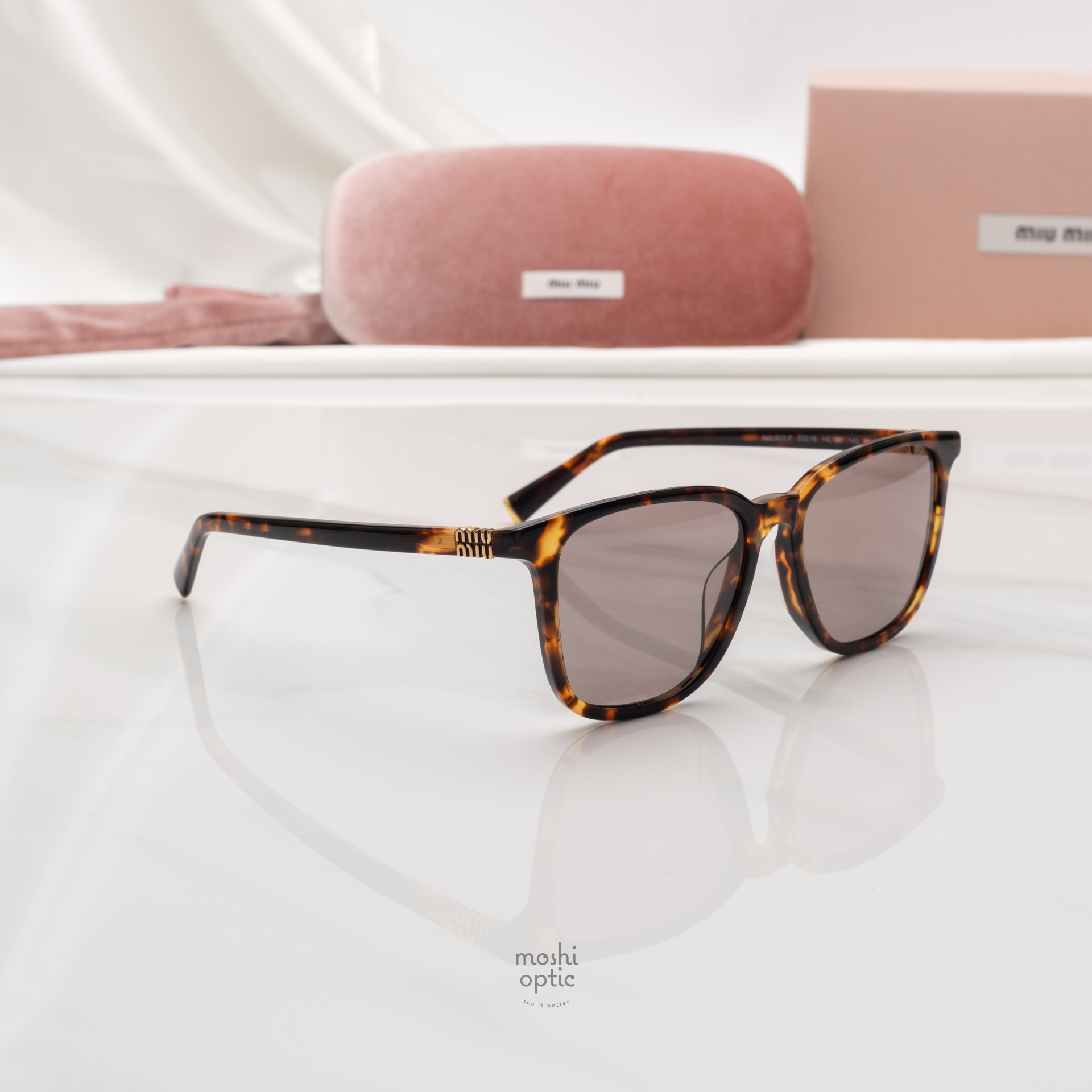 แว่นกันแดด Miu Miu MUB03SF 14L20I