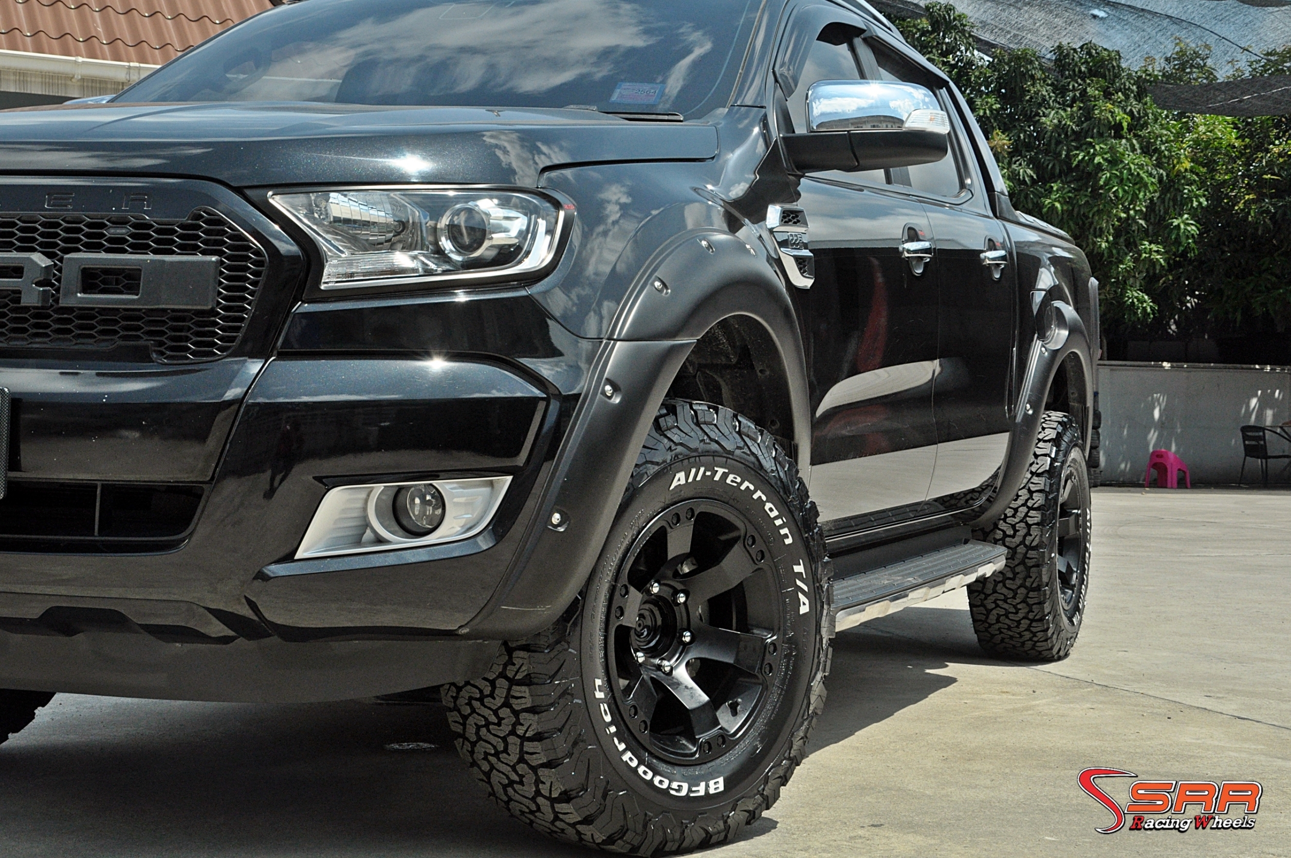 ล้อแท้ ROAR PARODI ขอบ16 ล้อกว้าง8.5 offset+0 PCD6x139.7