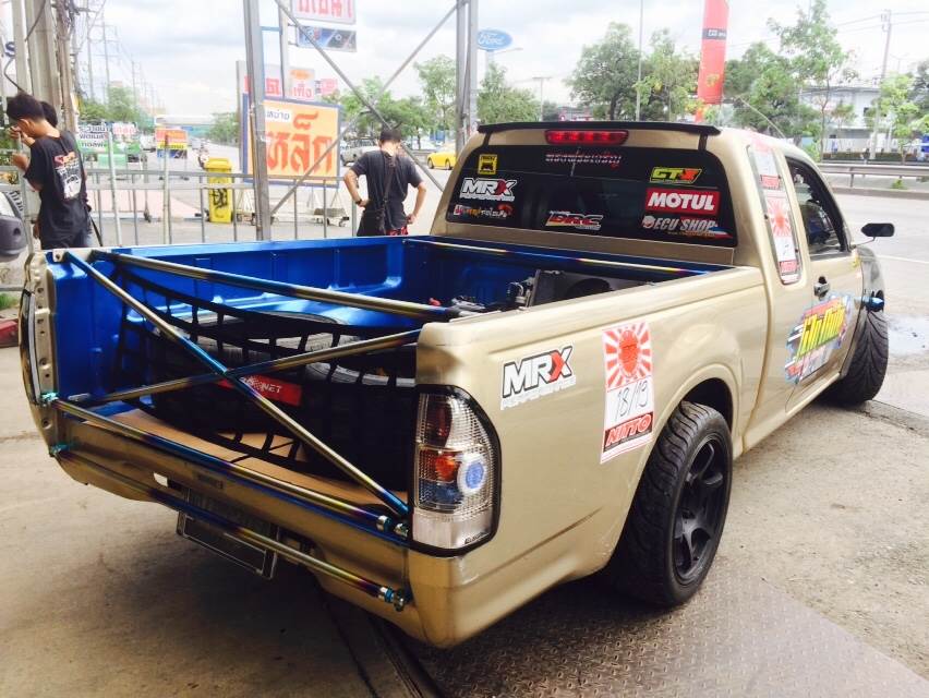 ยางใหม่ FEDRAL 595 RDR 255/40-17 เส้น 3000 บาท ปกติ 6500 บาท