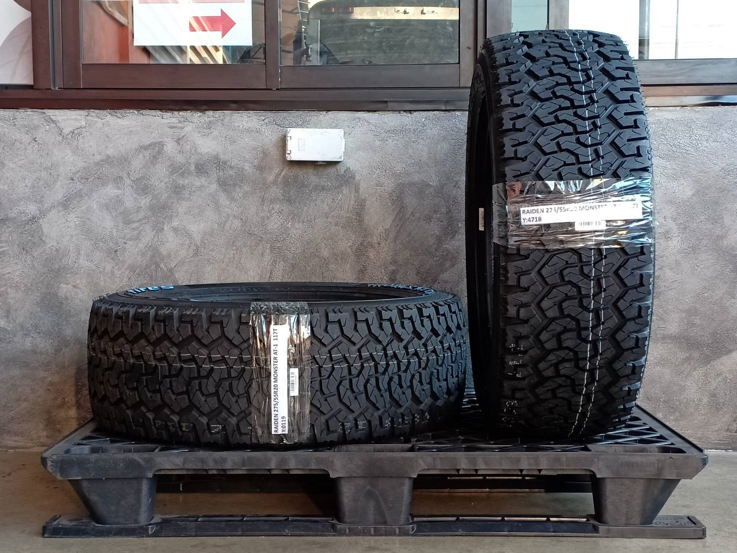 RAIDEN 275/55R20 MONSTER AT-1 117T XL (ตัวหนังสือขาว) MADE IN CHINA