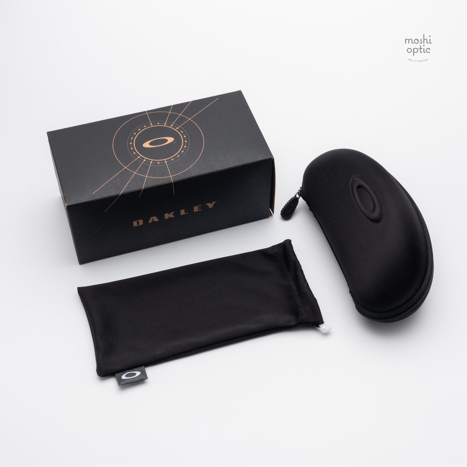 Oakley OO9513D-01 Cybr Dyno Matte White Clear to Black Iridium Photochromic