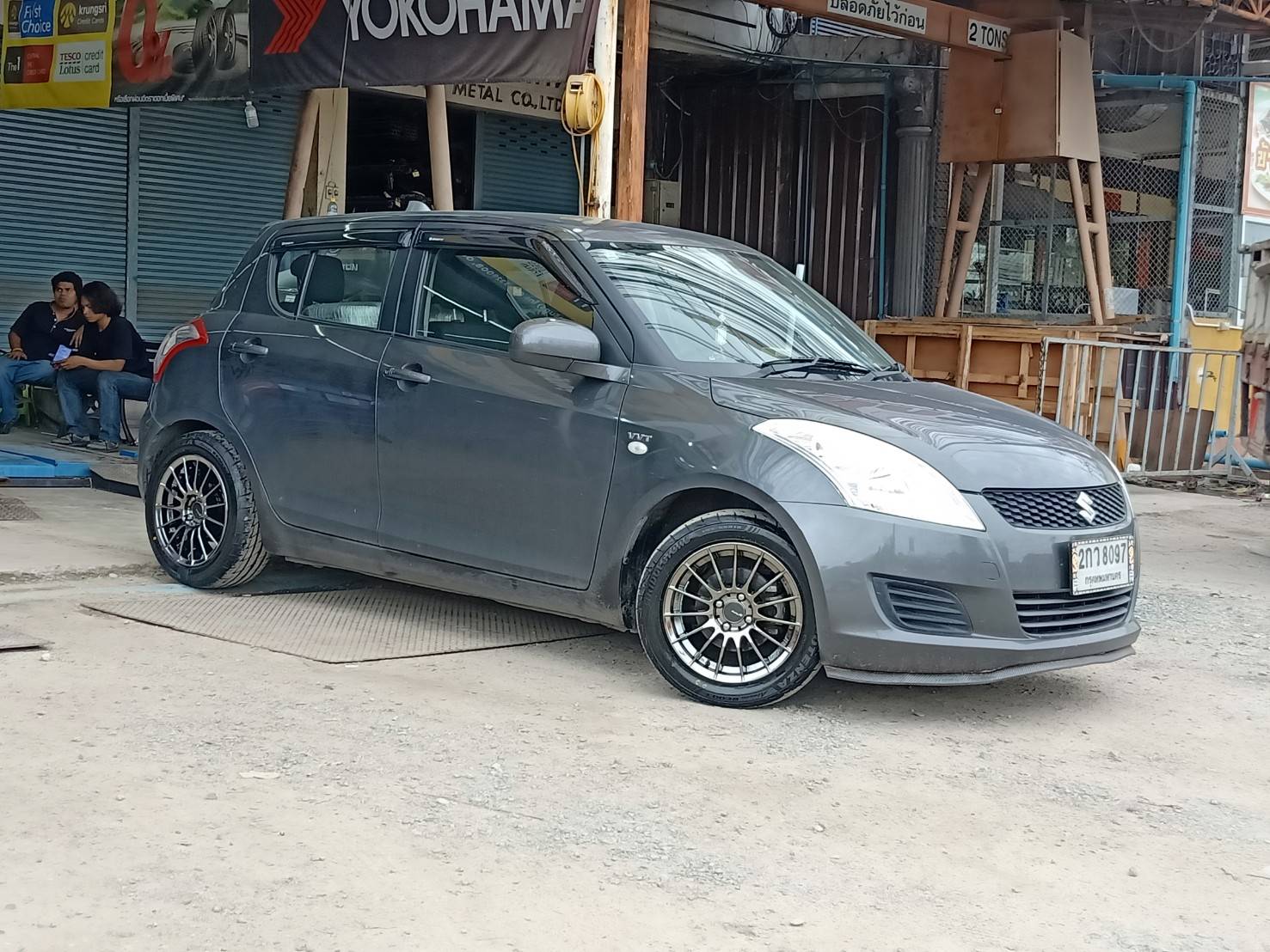 RS05RR FLOWFORMING สี LIMITED ขอบ15พร้อมยาง YOKOHAMA ผ่อนเดือนละ 2500 เท่านั้น