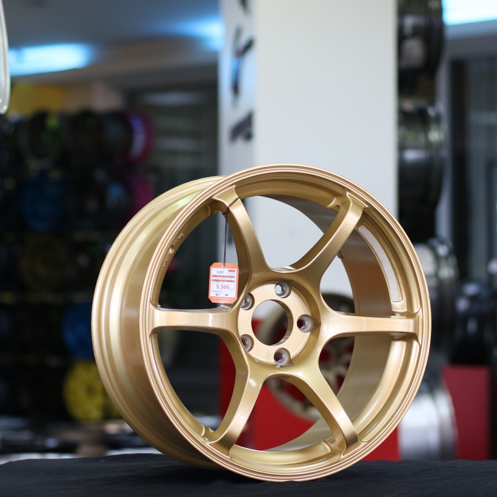 ล้อใหม่ทุกลายขอบ18 ชุด 9800 ปกติ 24000 บาท จำนวนจำกัด คลิ๊กชมเลย