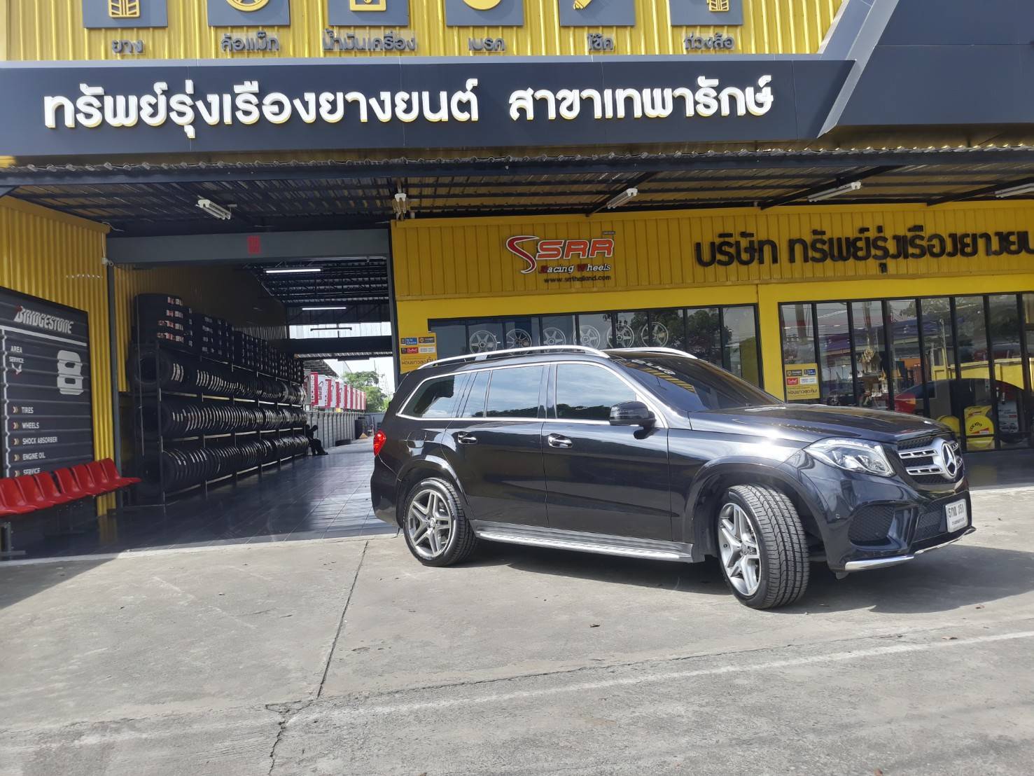 ยางใหม่ PIRELLI PZERO 295/40-21 ปี19 ราคาพิเศษ