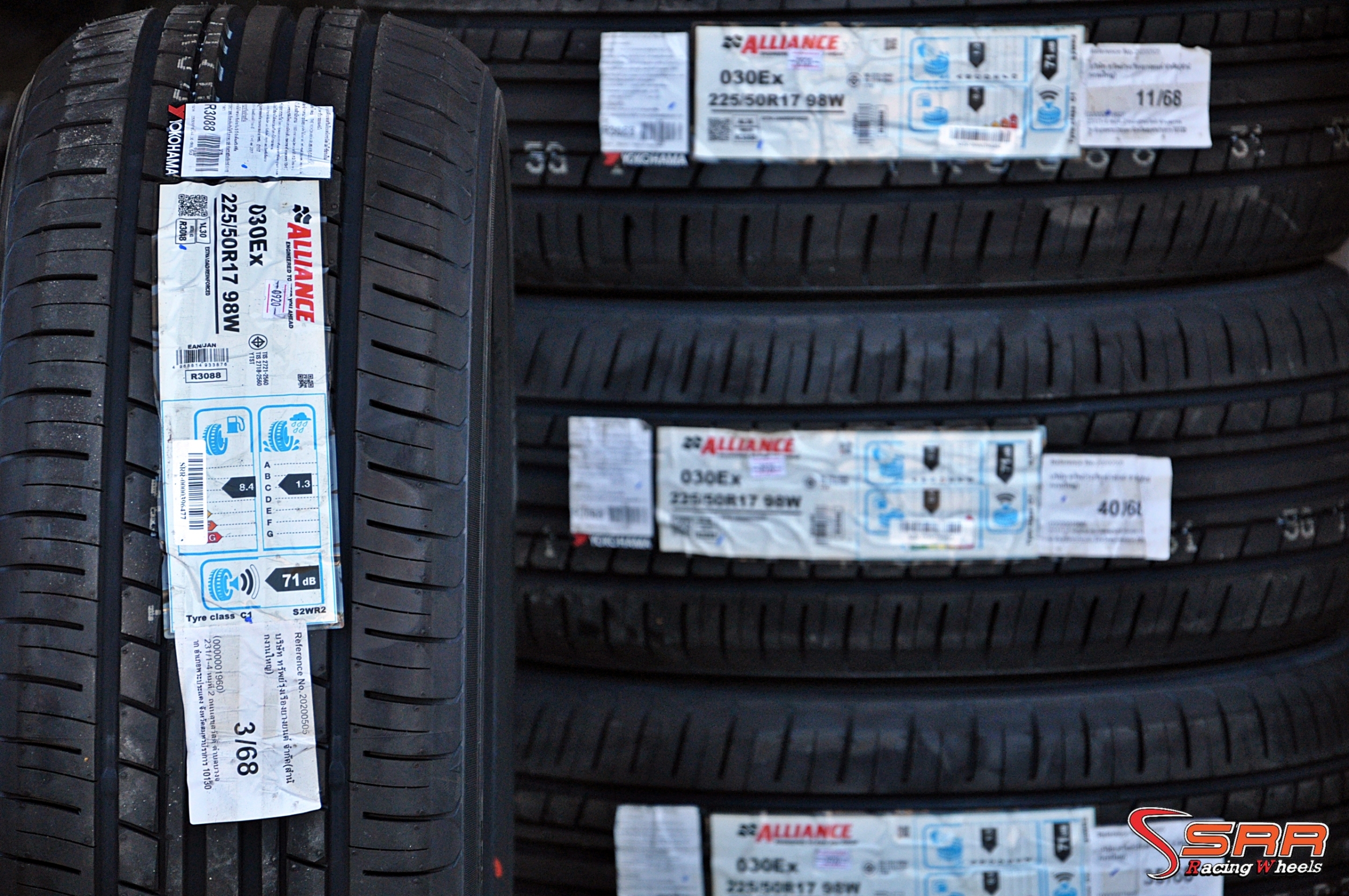 ยาง YOKOHAMA 030Ex 225/50R17 ปี20