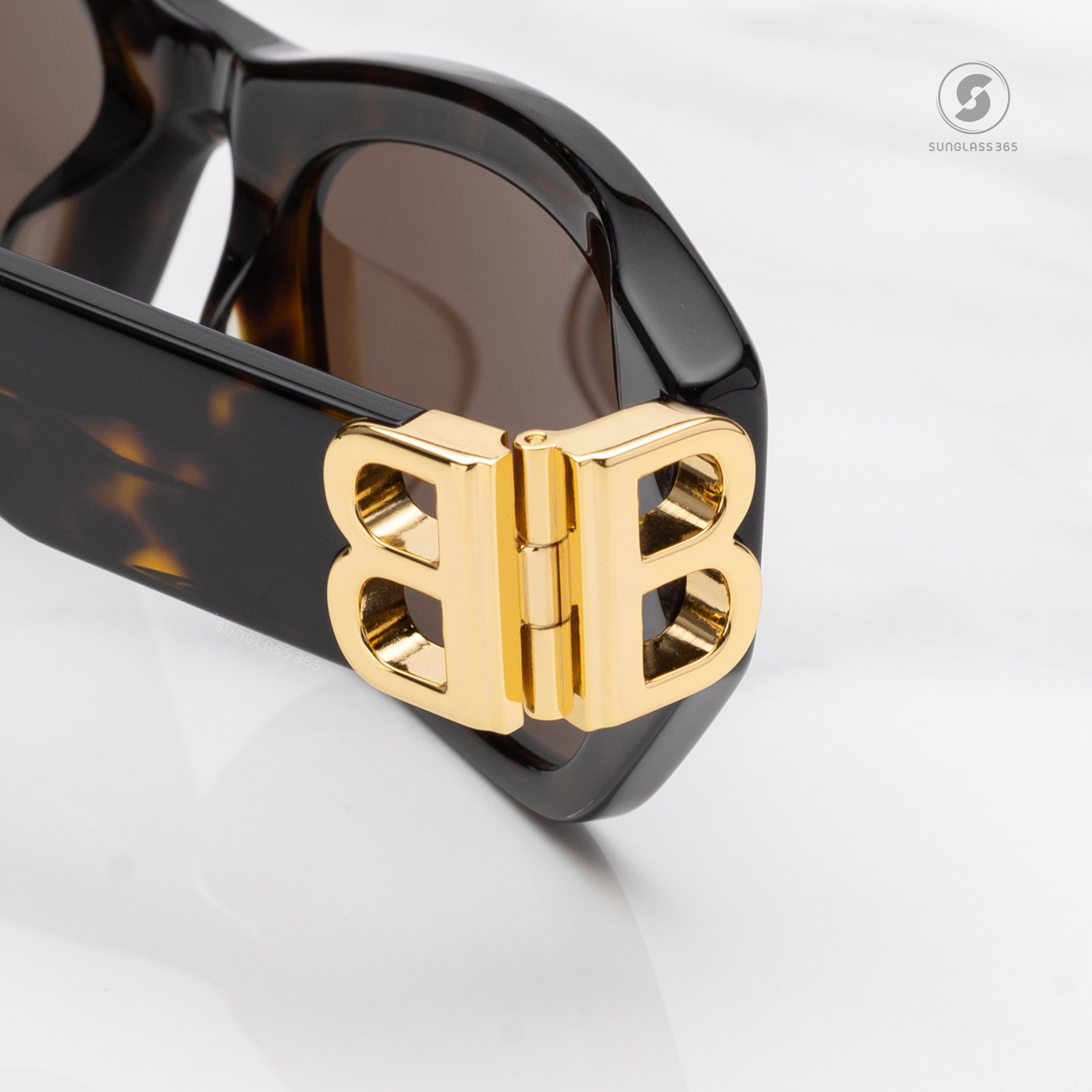 แว่นกันแดด Balenciaga BB0311SK 002