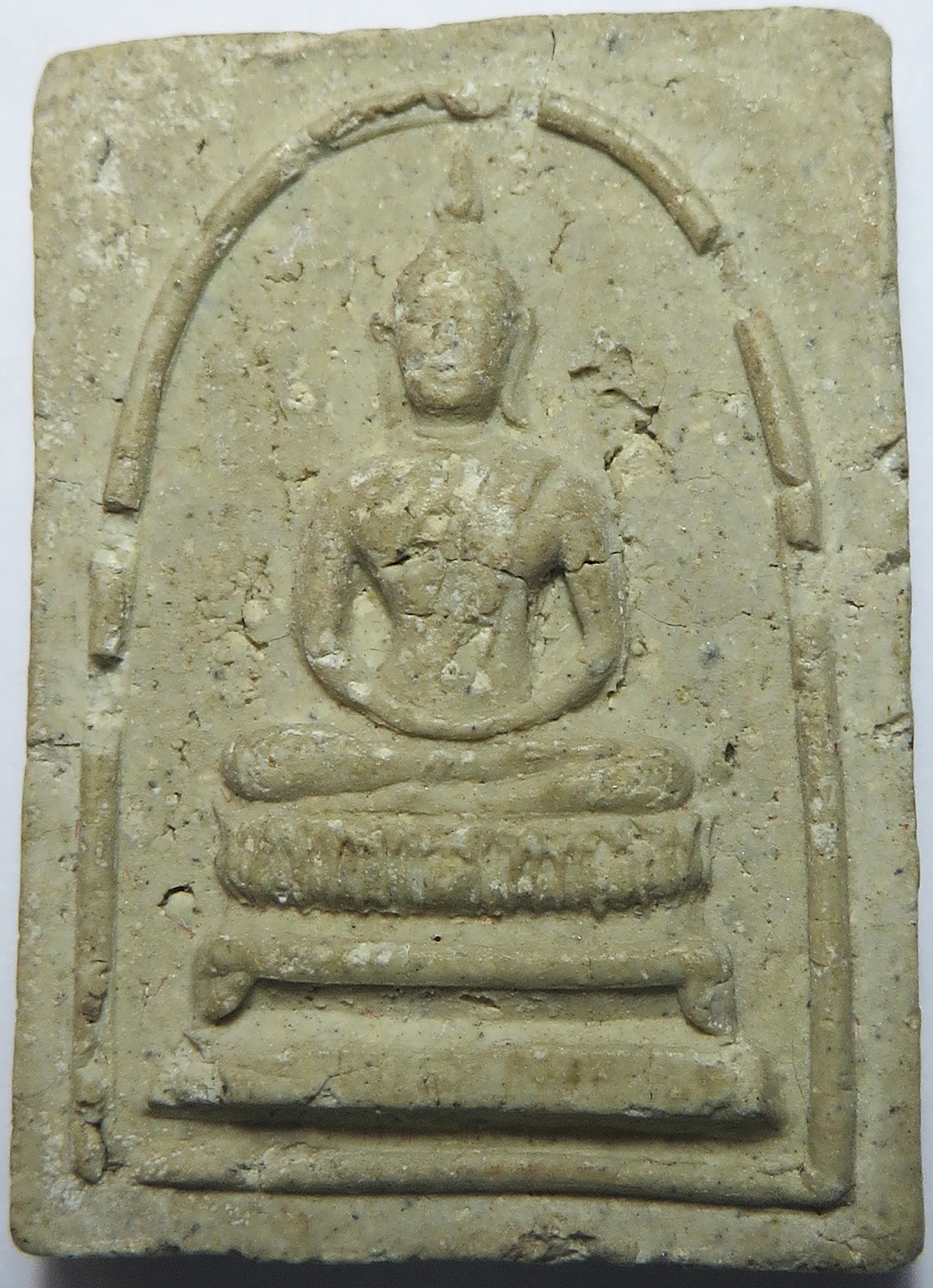 1716 พระสมเด็จ เนื้อผงพุทธคุณ มวลสารมาก เกจิอาจารย์ ยุคเก่า (ส่งฟรี ทั่วประเทศ)