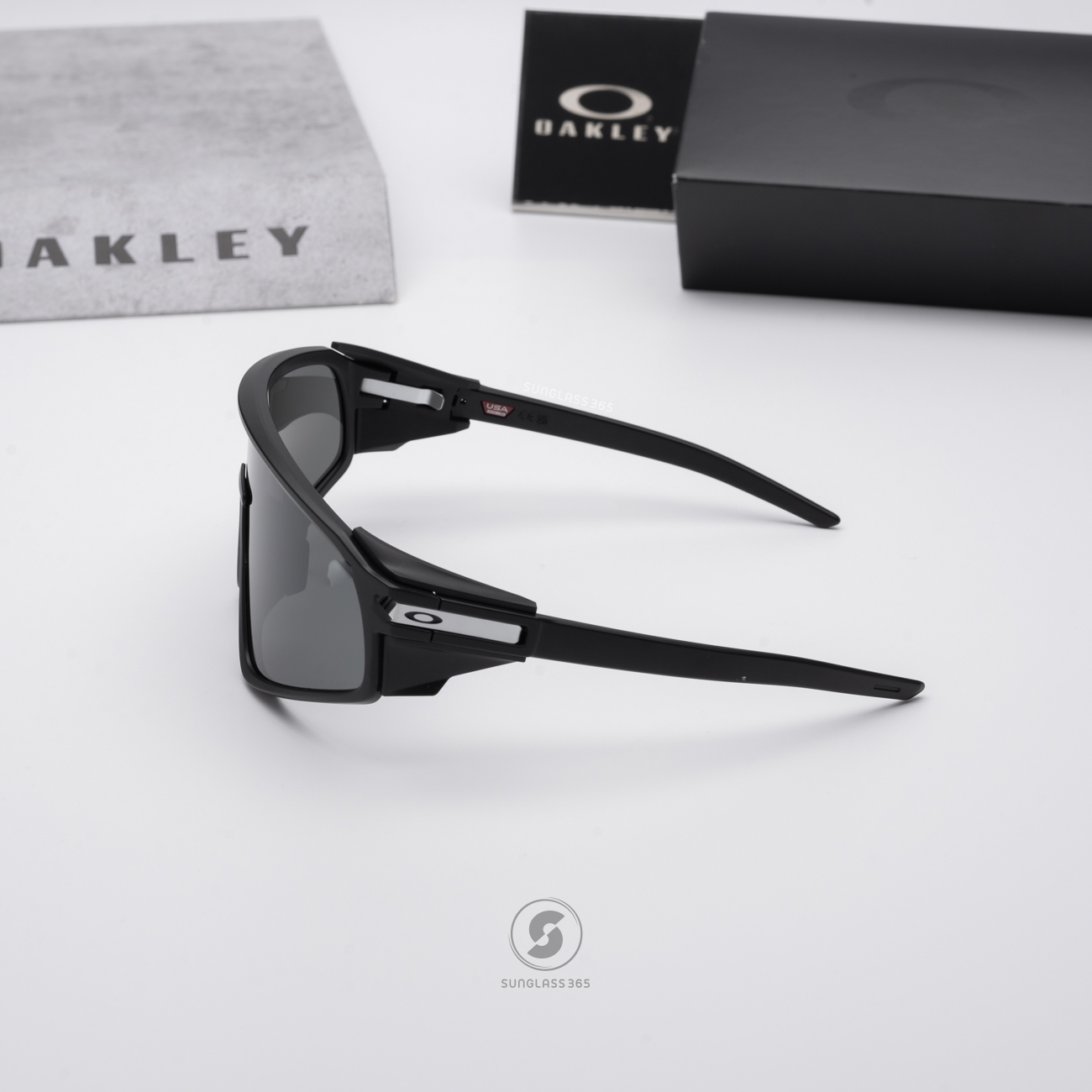 OAKLEY LATCH PANEL OO9404-01 Matte Black Prizm Black