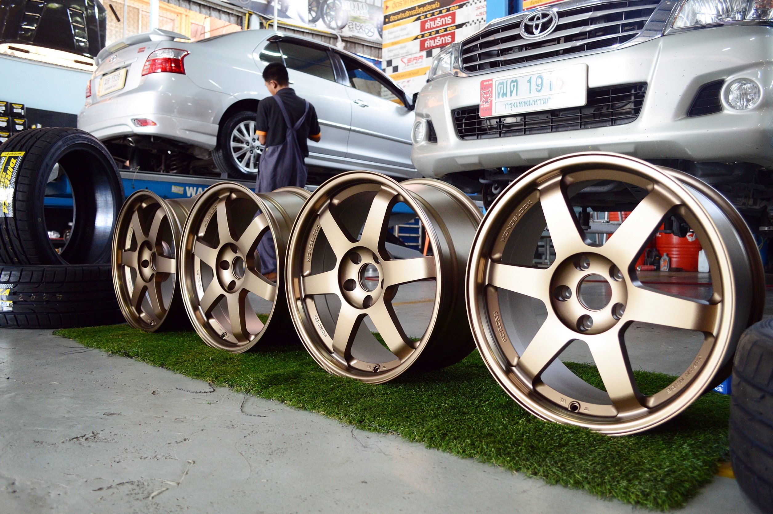 TE37 ขอบ18 กว้าง 8.5 5รู114.3 ล้อใหม่ ชุดละ 12000 บาท ปกติ 24000 บาท