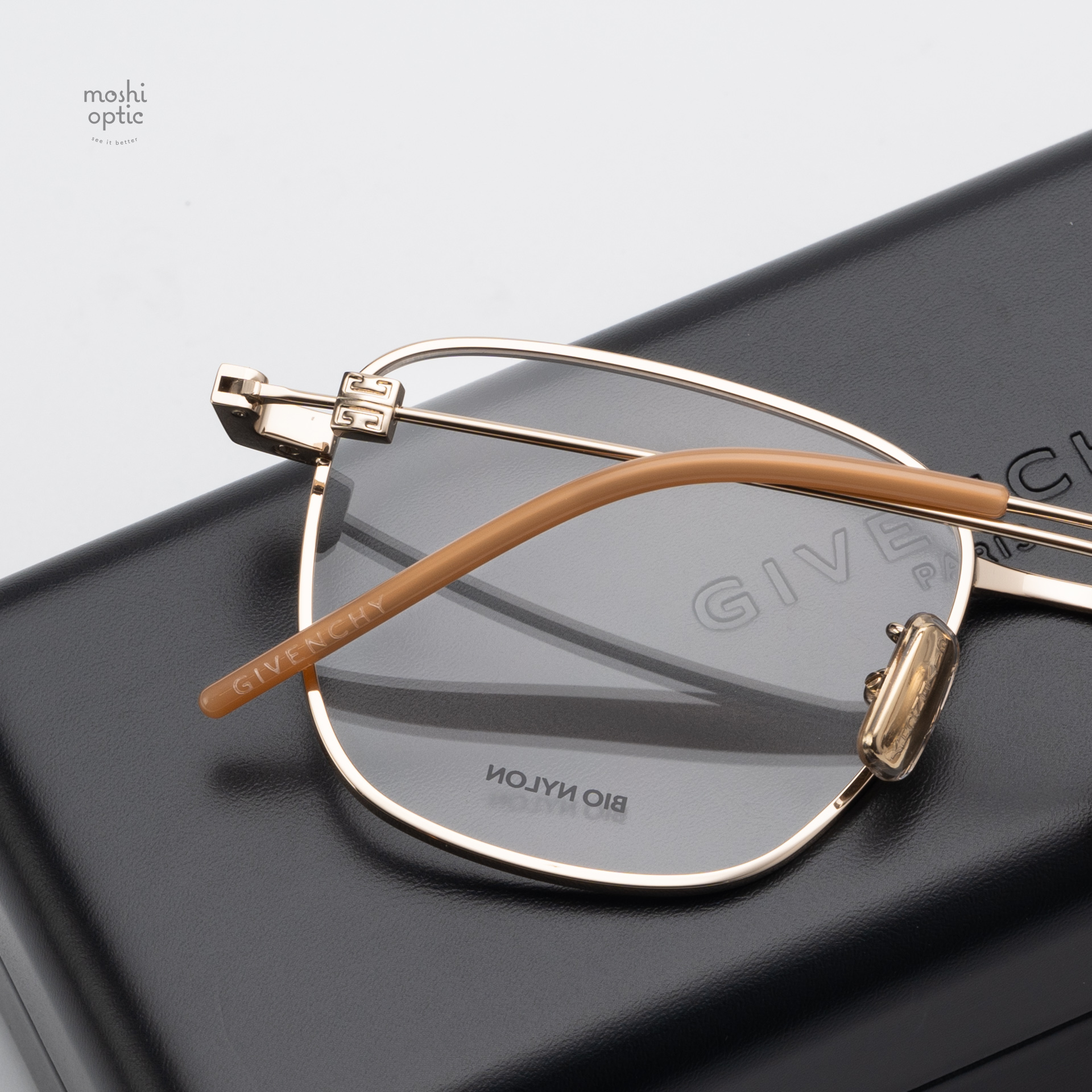 แว่นสายตา Givenchy GV50071U 032