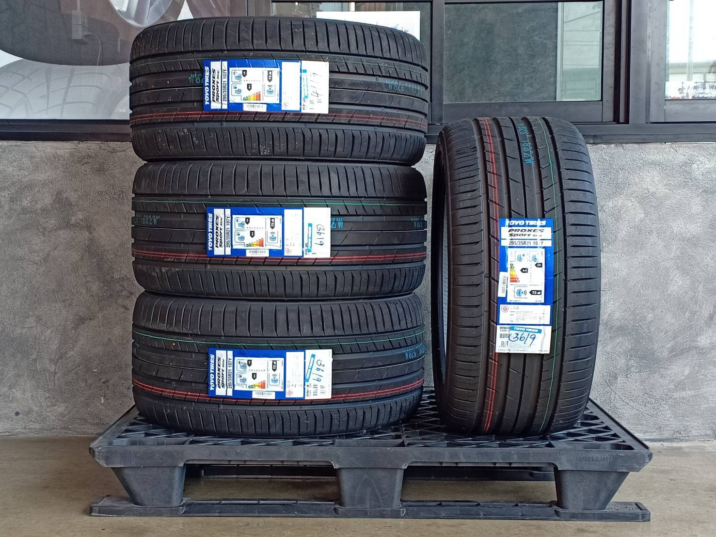 TOYO 295/35R21 PROXES SPORT SUV 107Y MADE IN JAPAN