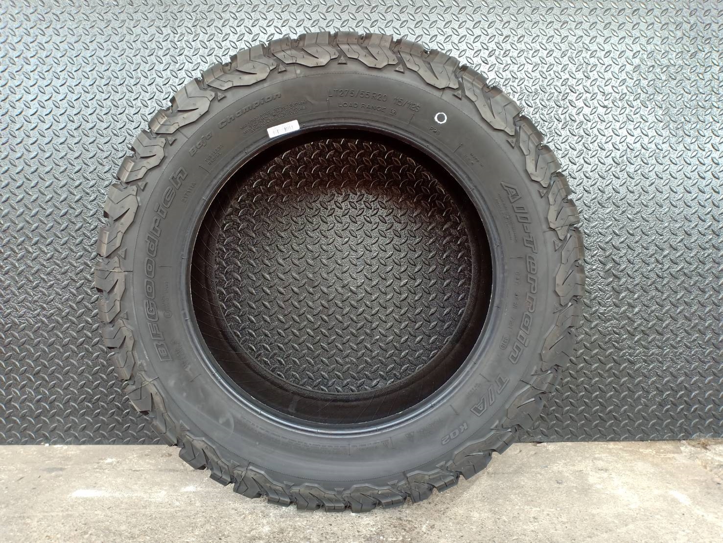 ยางใหม่ BF GOODRICH KO2 275/55-20 ลดราคาพิเศษ