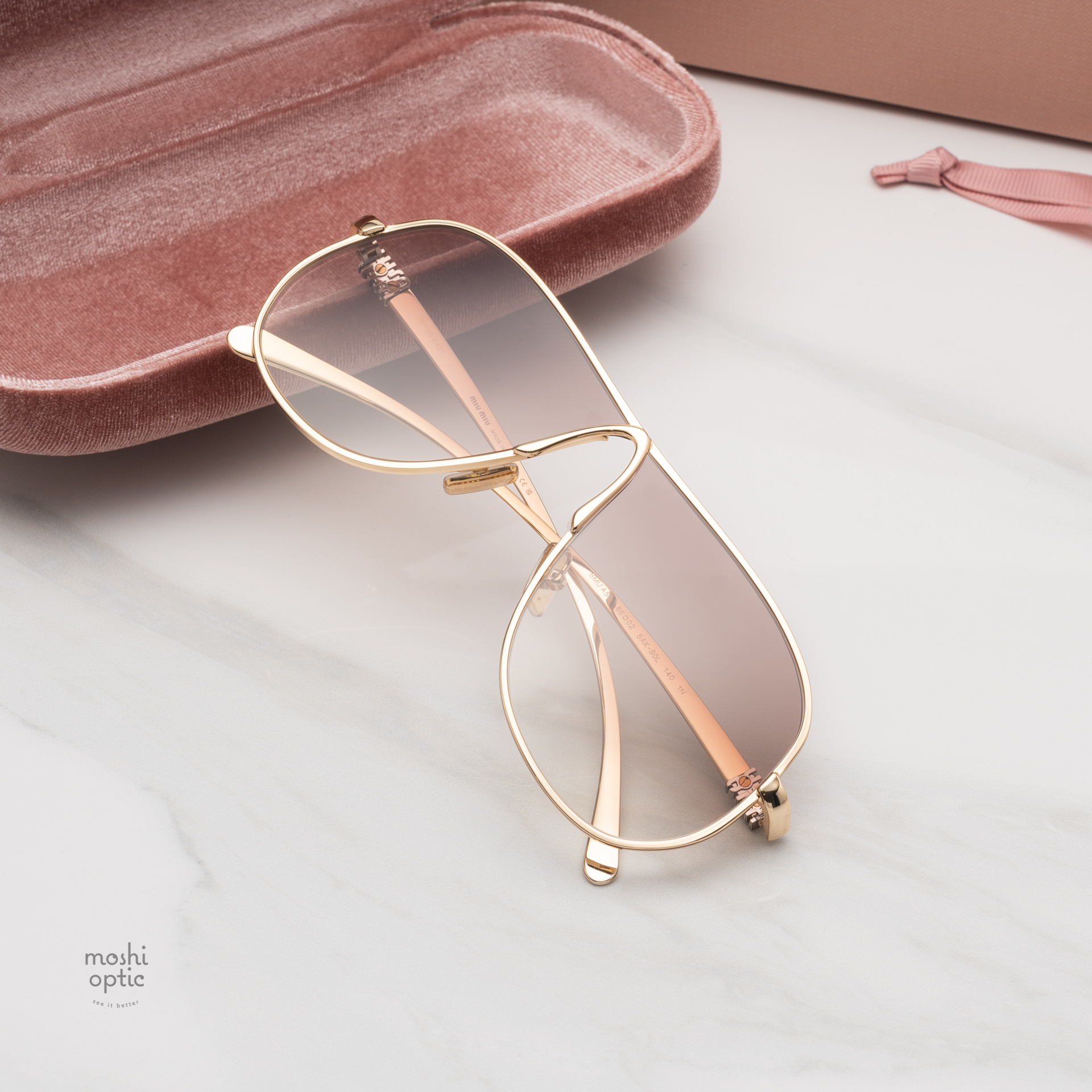 แว่นกันแดด Miu Miu MUA56S 5AK90L