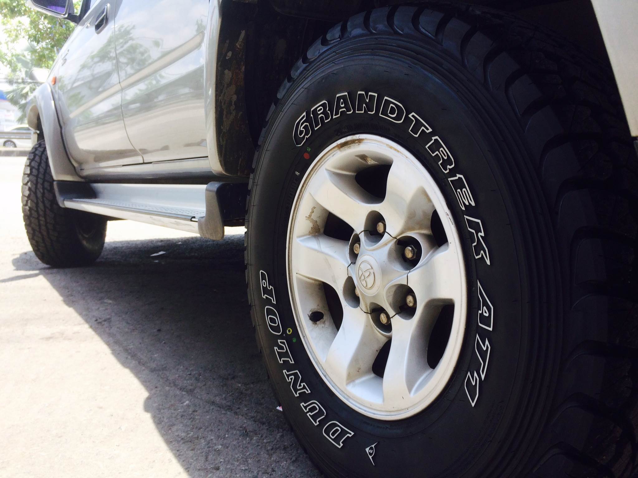 ยางใหม่ DUNLOP AT1 31X10.5R15 ราคาถูก