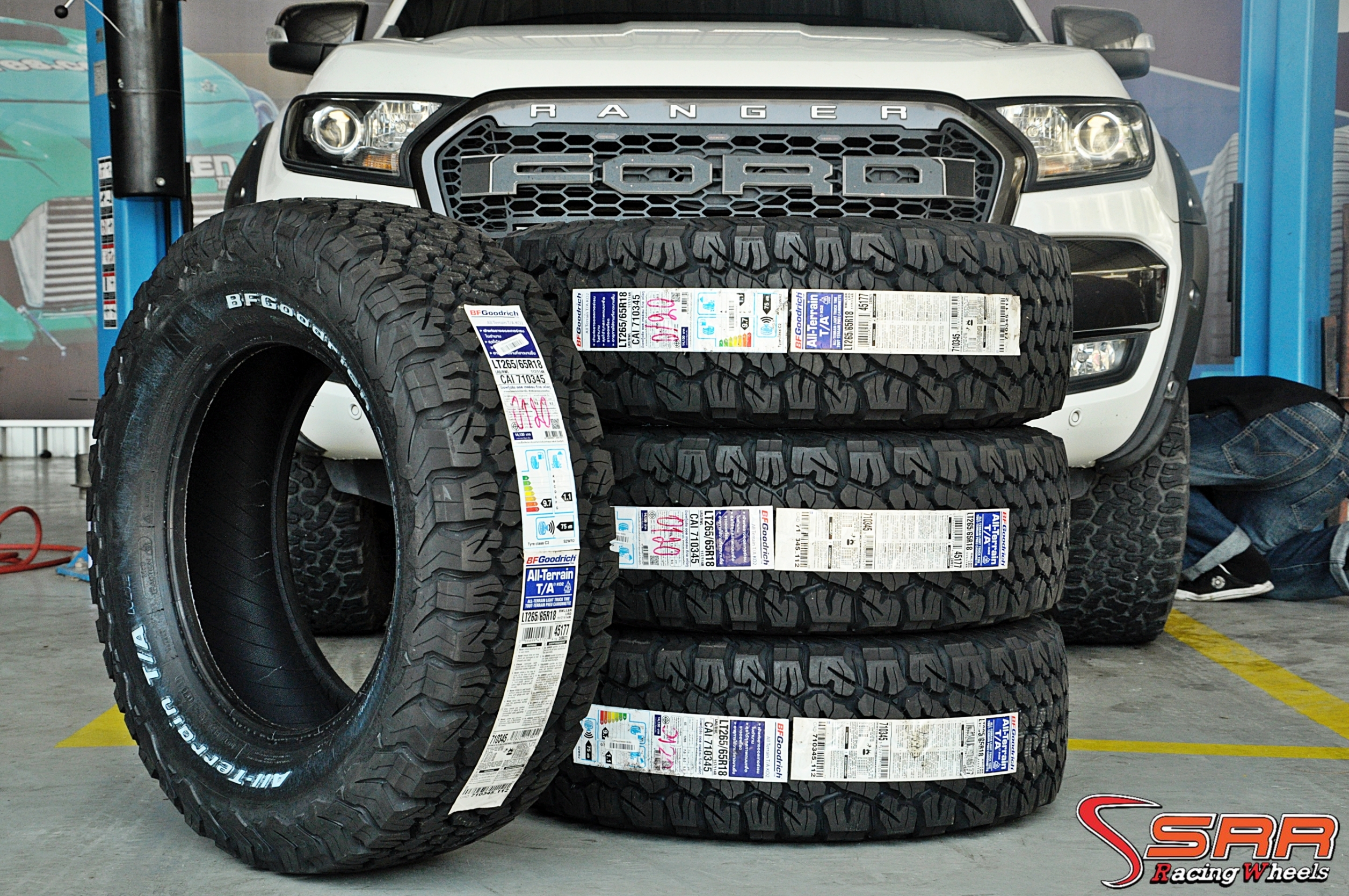 BF GOODRICH KO2 265/65R18 ปี20 ตัวหนังสือขาว u.s.a สุดยอด ยางออฟโรด !