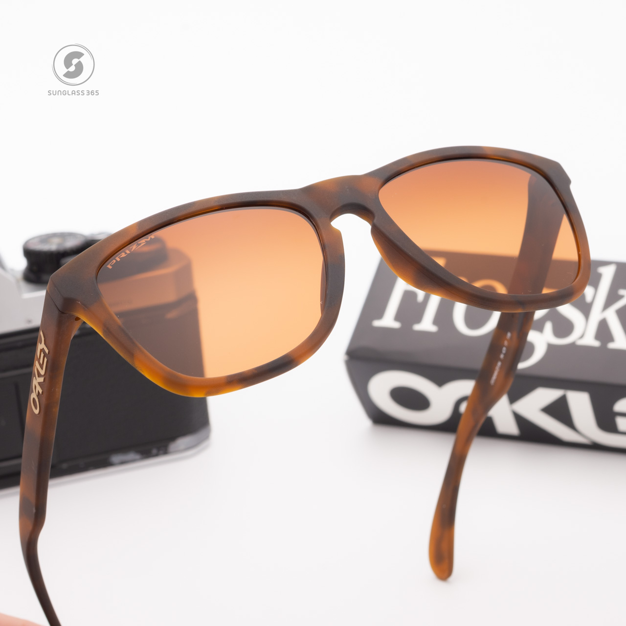 Oakley Frogskins OO9245-D1 Prizm Brown Gradient