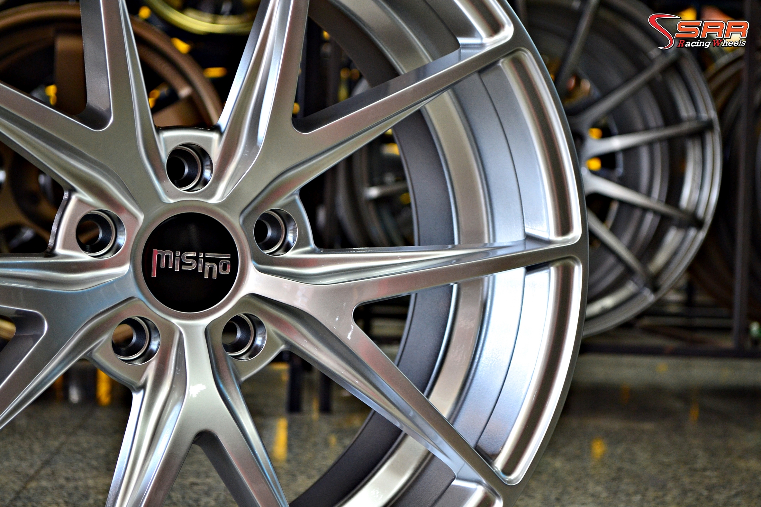 ล้อแม็กซ์ MISINO 5X114ET 35 18x8.5 COLOR HYPER Silver