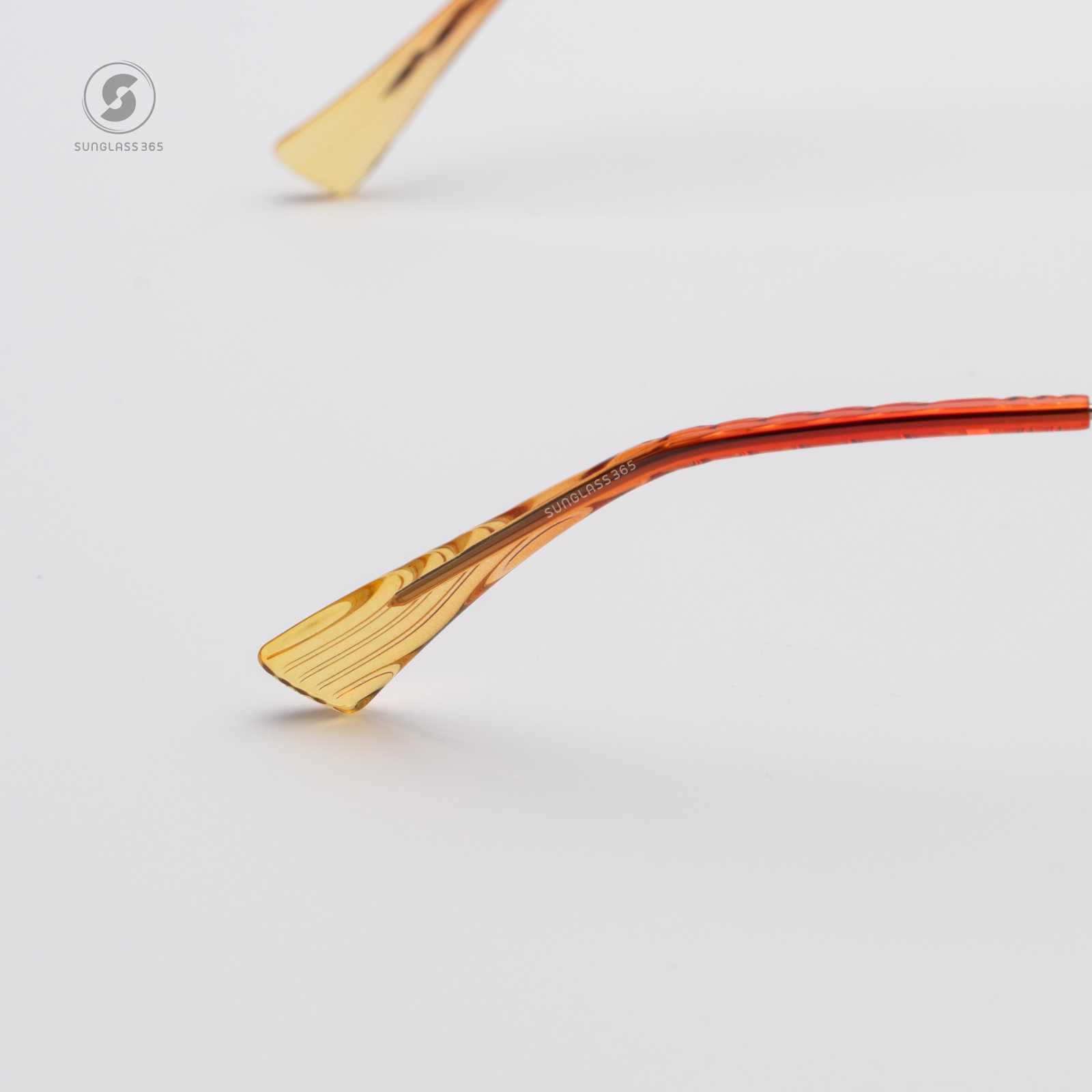 แว่นกันแดด Maui Jim Hauoli XL MJ H674 16B