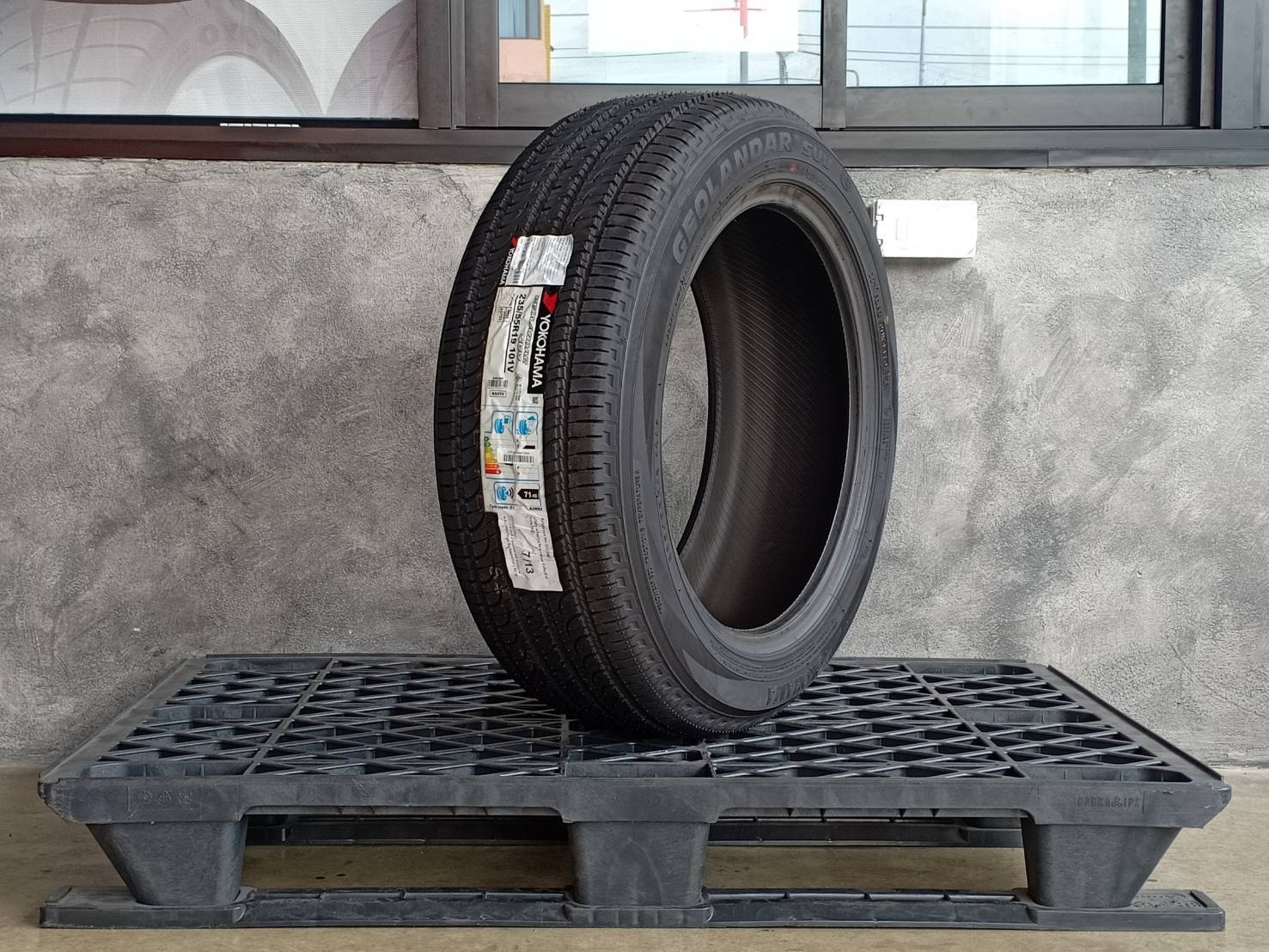 YOKOHAMA 235/55R19 GEOLANDAR SUV G055 101V MADE IN JAPAN