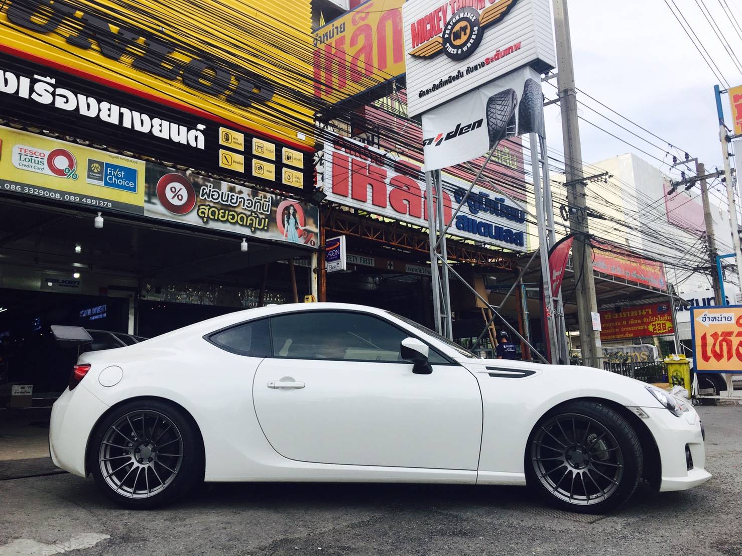 ยางใหม่ DUNLOP SPORTMAXX050+ 265/35-18 เส้น 6800 ปกติ 11000