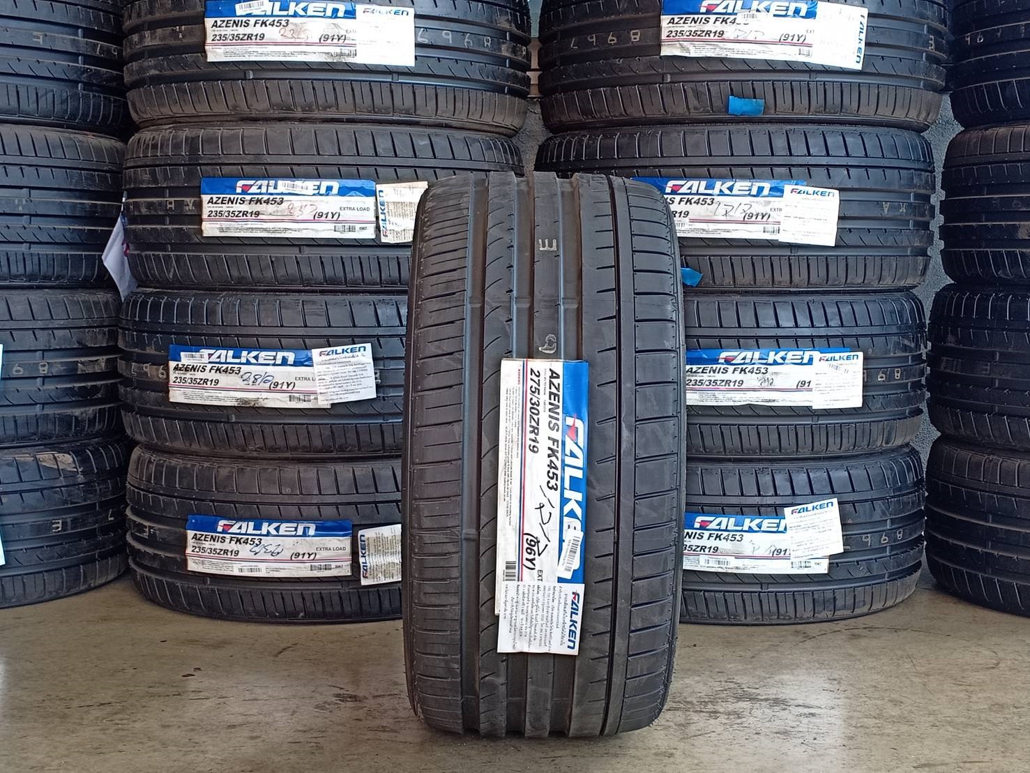 FALKEN FK453 275/30-19 เส้น 4900 ปกติ 11000 ปี17 ยางญี่ปุ่น