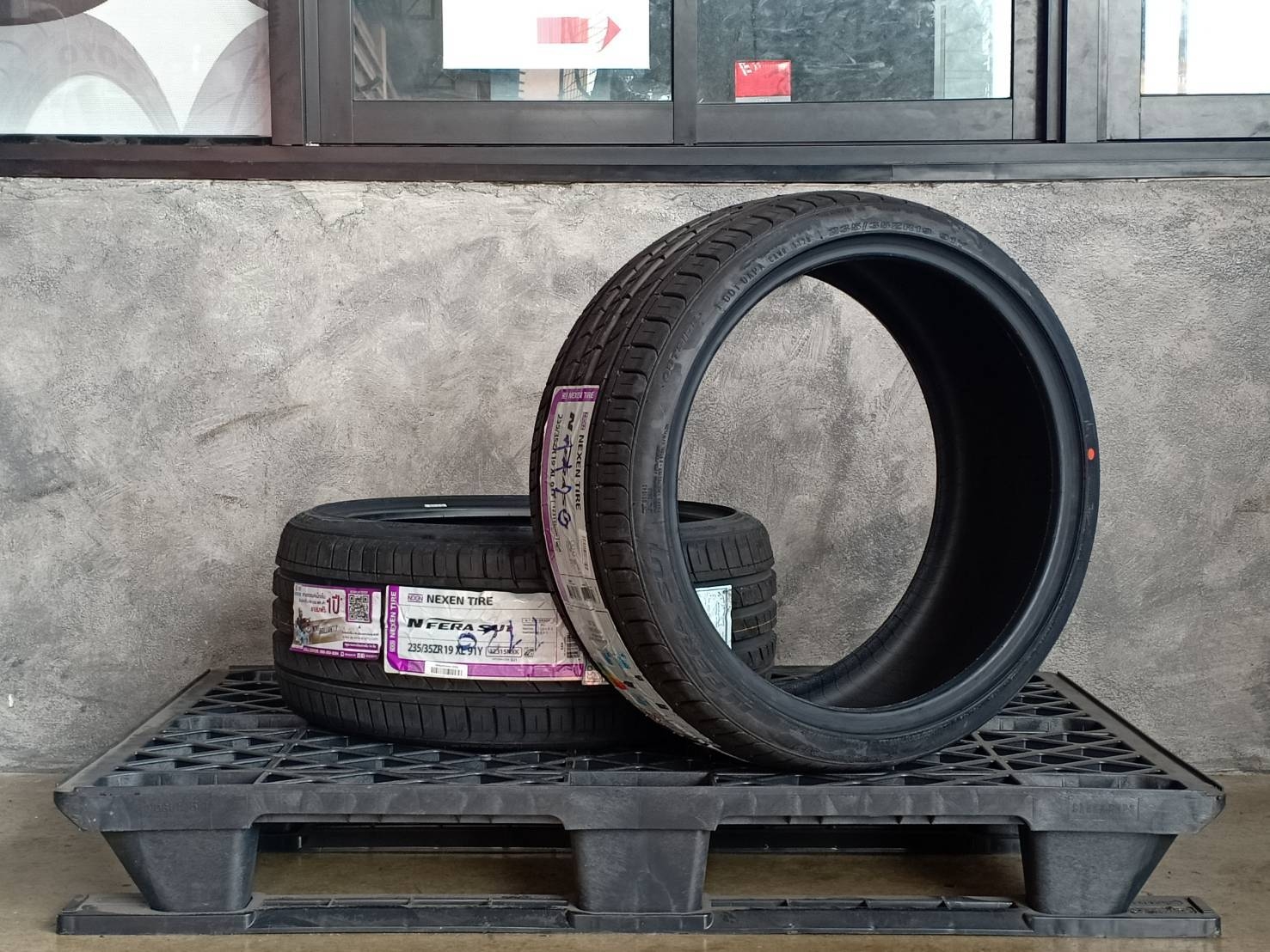 NEXEN 235/35ZR19 N FERA SU1 91Y MADE IN KOREA